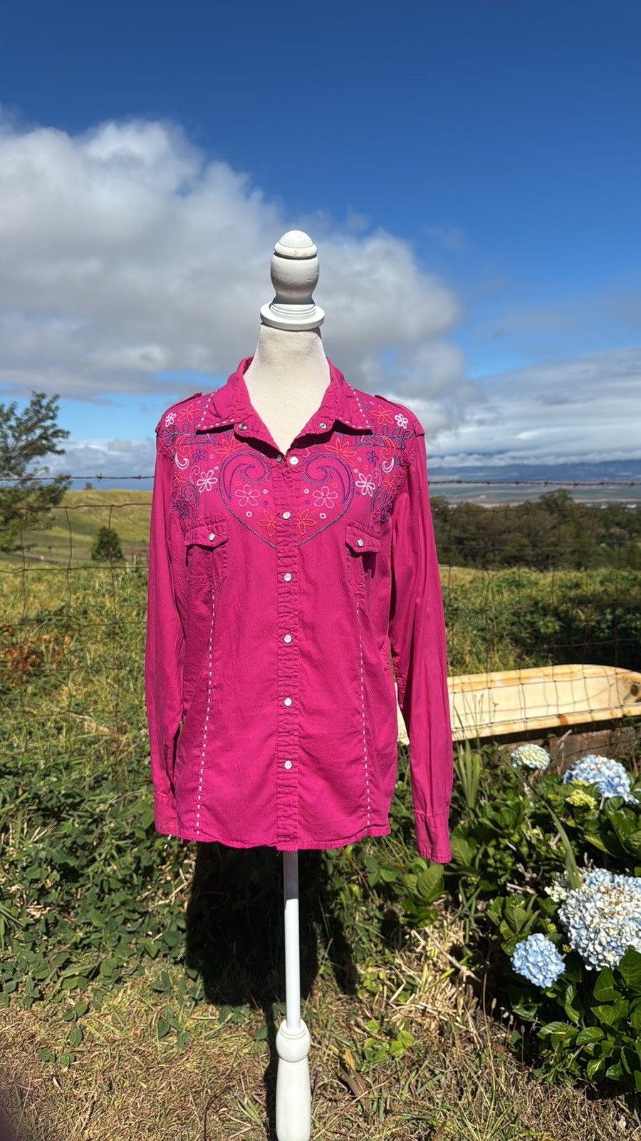 Panhandle Slim Panhandle Slim Pink Embroidered Western pearl snap top Size L / US 10 / IT 46 - 1 Thumbnail