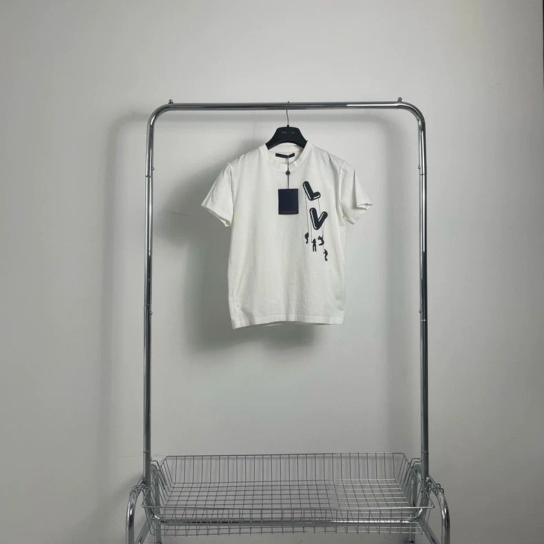 Louis Vuitton Louis Vuitton Paratrooper front and back logo short sleeve Size US S / EU 44-46 / 1 - 1 Thumbnail