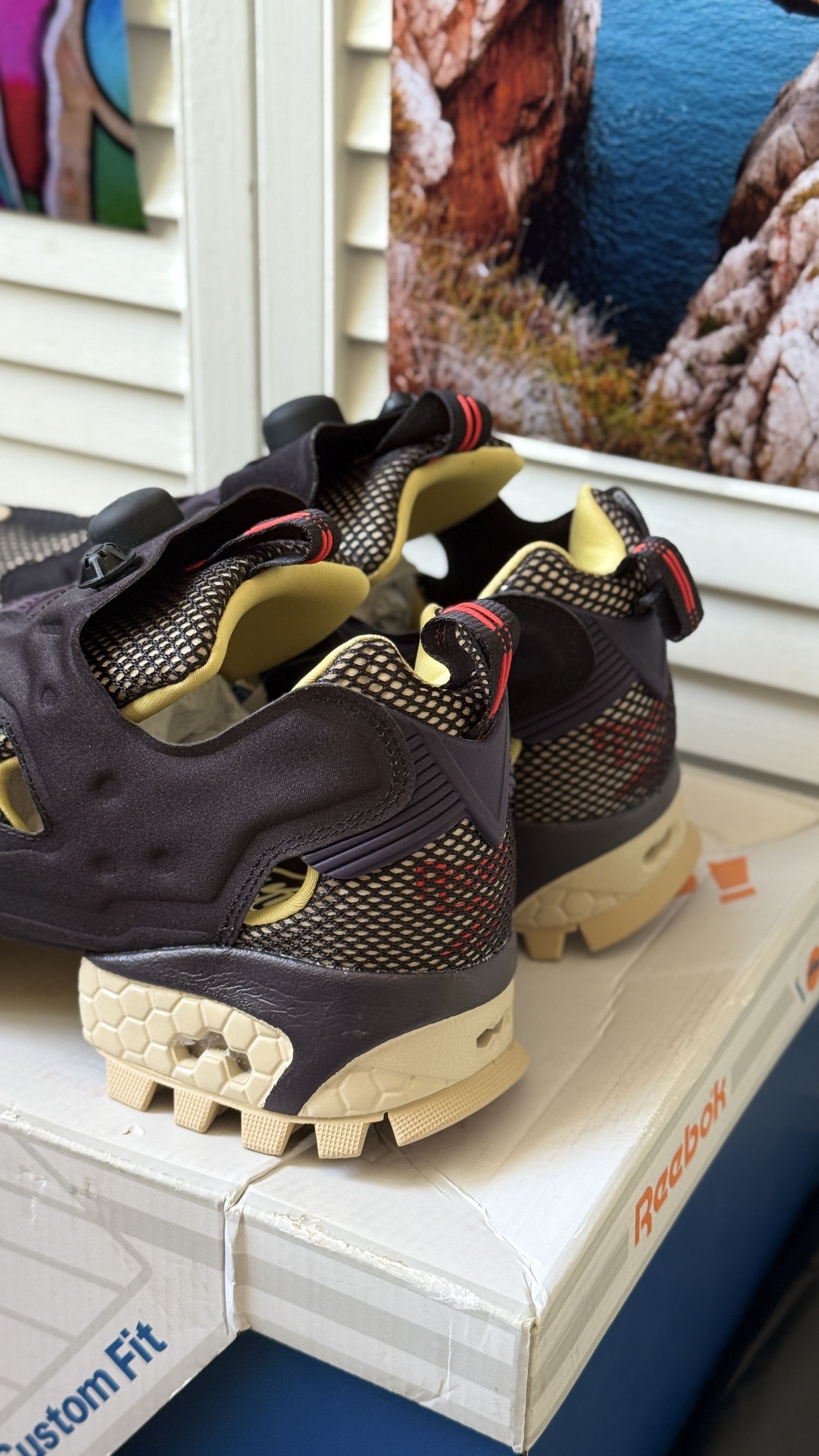 Reebok InstaPump Fury Trail Size US 9 / EU 42 - 2 Thumbnail