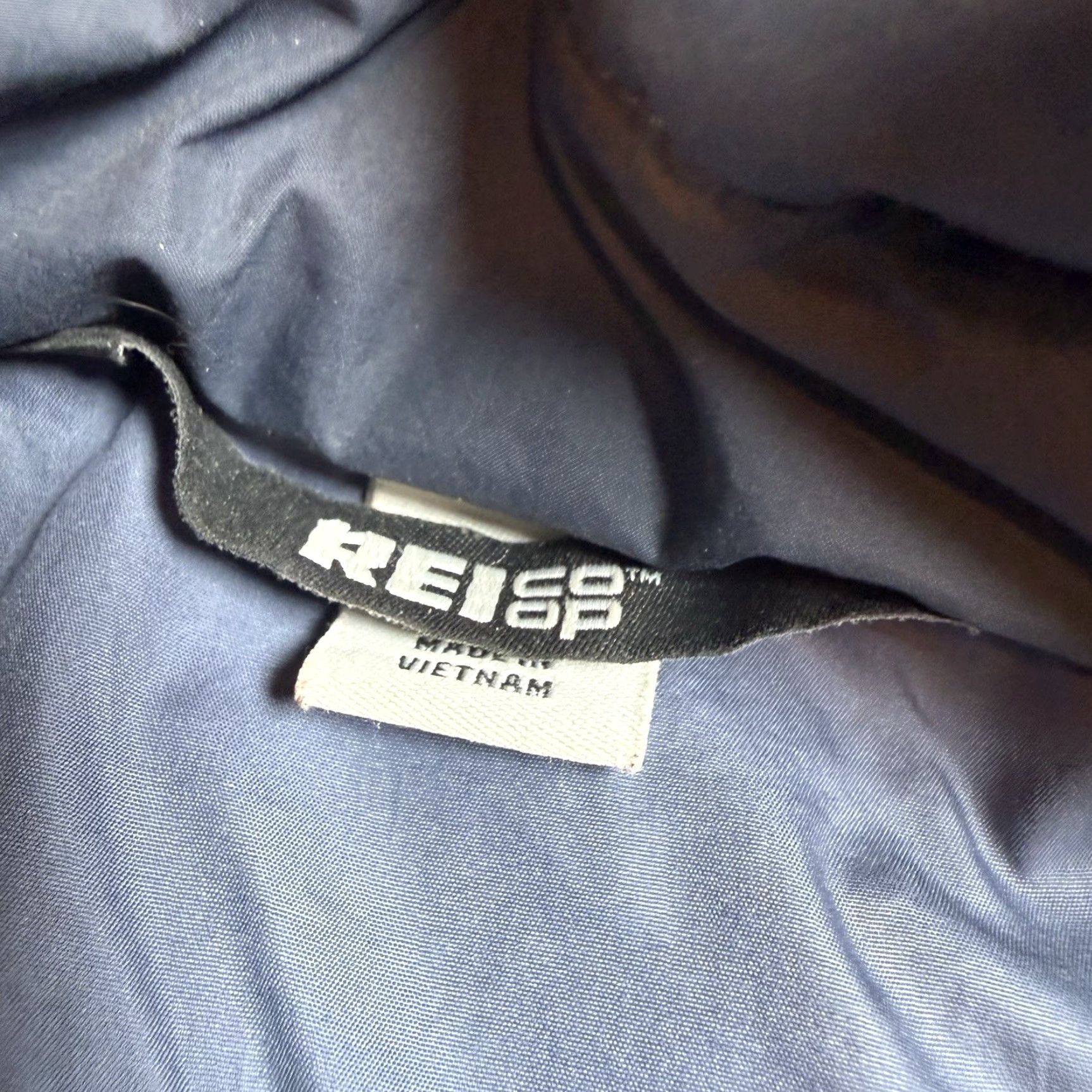 Vintage VINTAGE REI Co Op Puffer Jacket Mens L Blue Full Zip Jacket Mens Large Blue Full Zip Size US L / EU 52-54 / 3 - 5 Thumbnail