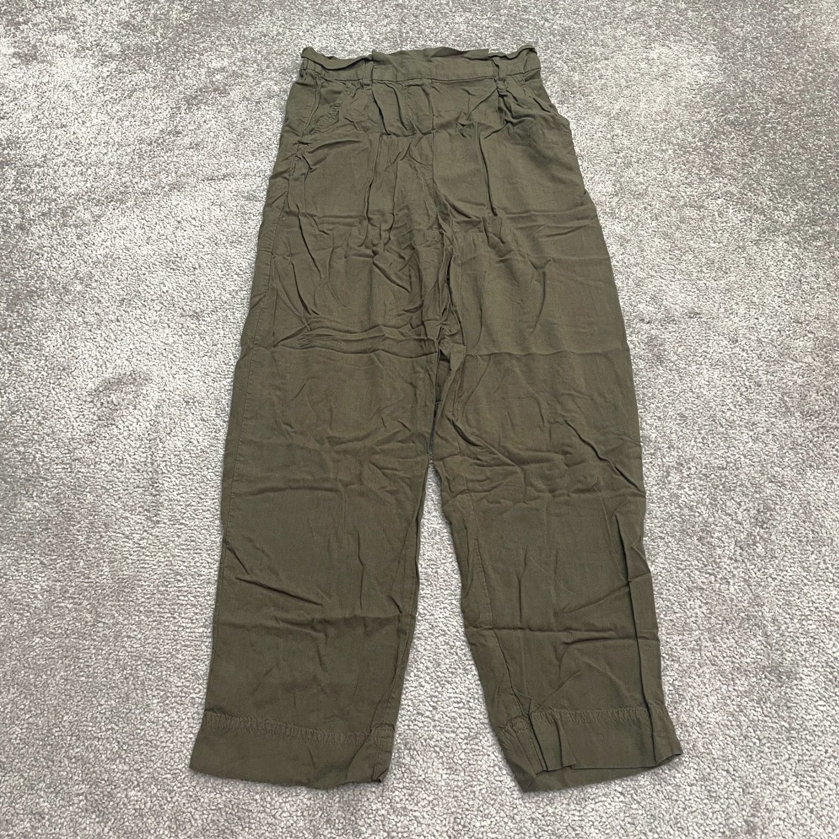 H&M H&M Paperbag Cropped Pants Womens 4 Army Green Tapered High Rise Elastic 24x24 Size 27" / US 4 / IT 40 - 2 Thumbnail