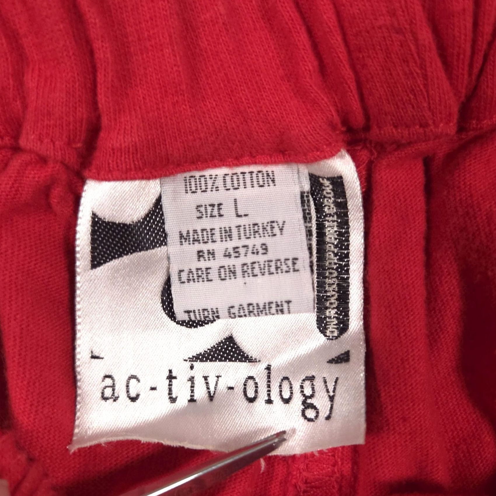 Vintage Ac-tiv-ology Shorts Womens Large Red Sweat Elastic Waist Embroidered Golf Size 36" / US 14 / IT 50 - 5 Thumbnail
