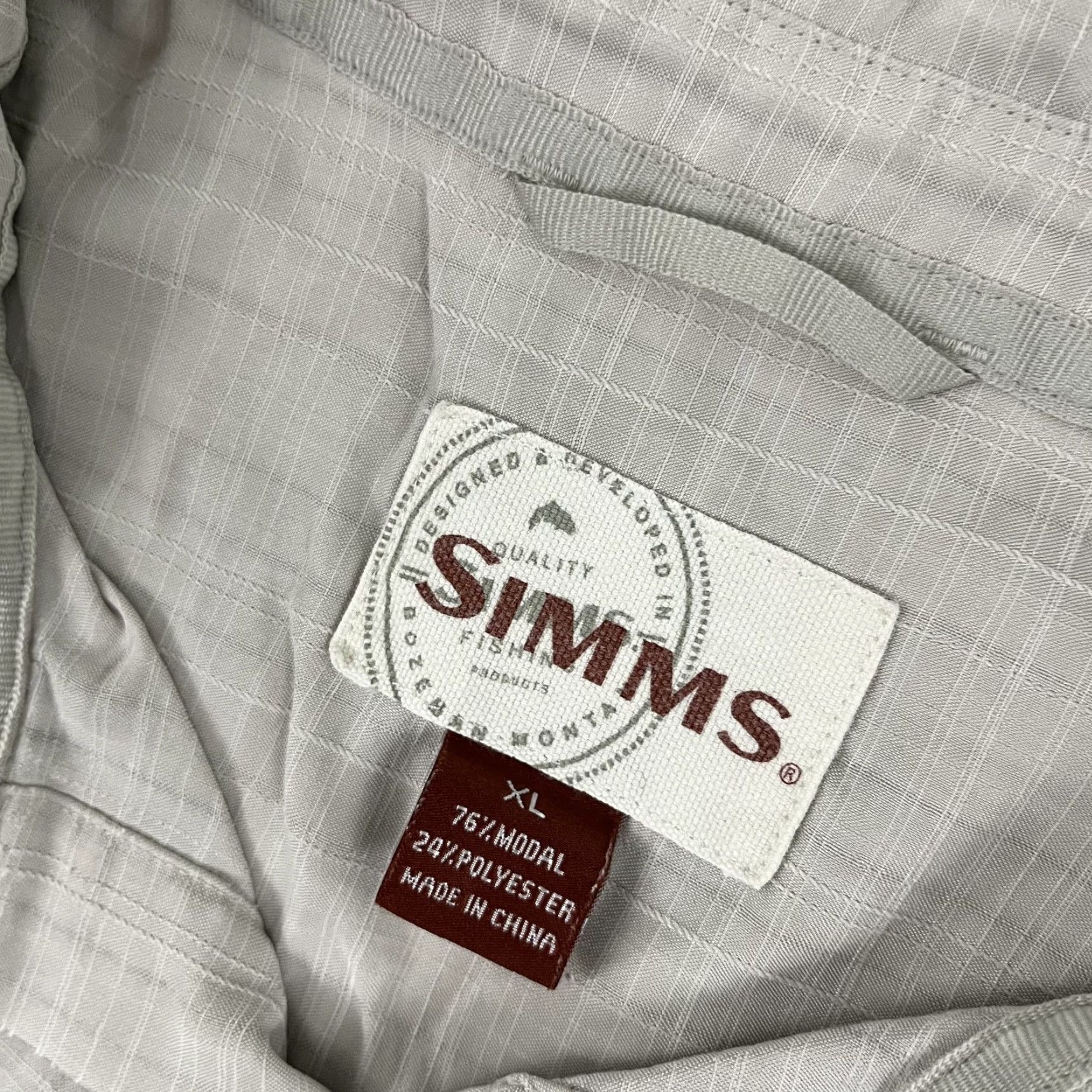 Vintage Simms Shirt Mens XL Beige Brown Fishing Button Up Short Sleeve Guatemala Lodge Size US XL / EU 56 / 4 - 3 Thumbnail