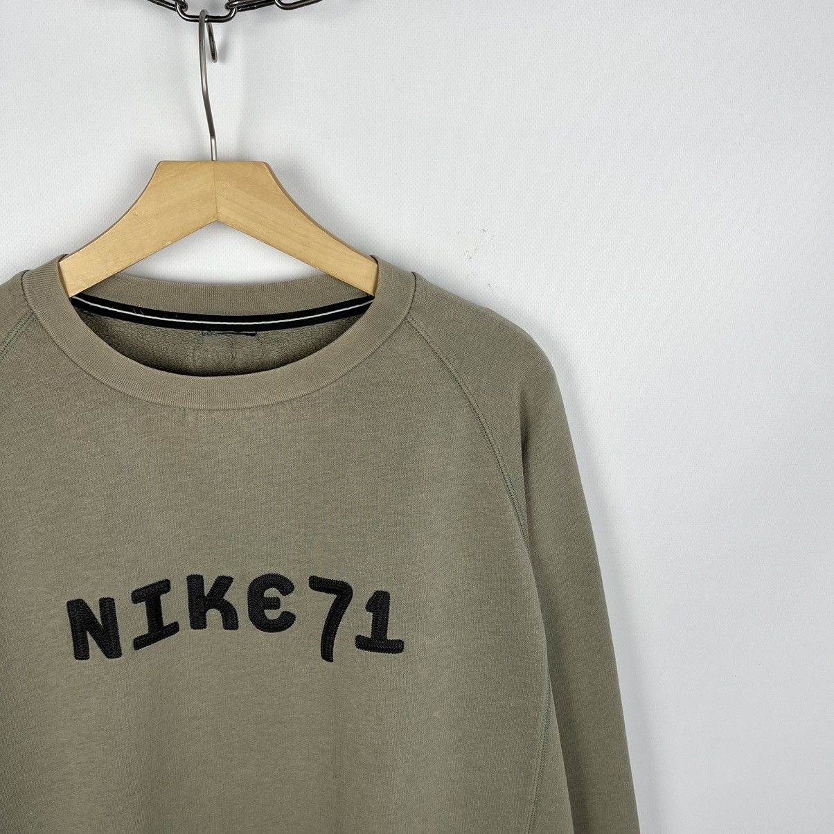 Nike Vintage Nike embroidered big logo sweatshirt 90’s Size US L / EU 52-54 / 3 - 2 Thumbnail