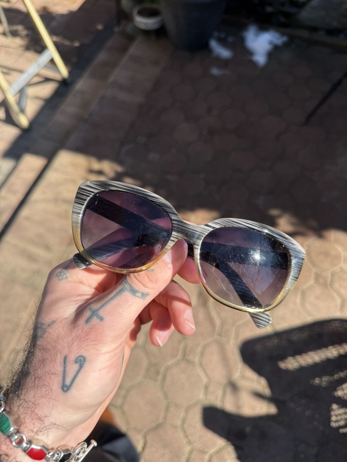 Other DG Black Grey Vtg Sunglasses Purple Hue 90s Size ONE SIZE - 4 Thumbnail