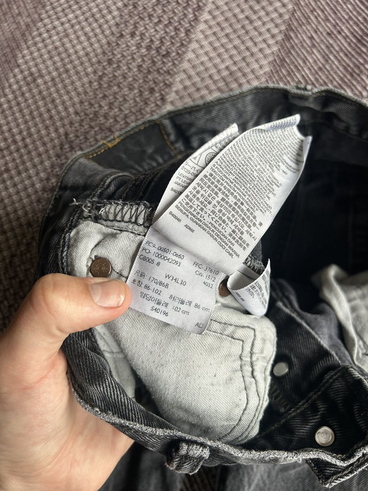 Levi's Vintage Levis Distressed Stonewashed Denim Jeans Size W34L30 Size US 34 / EU 50 - 10 Thumbnail