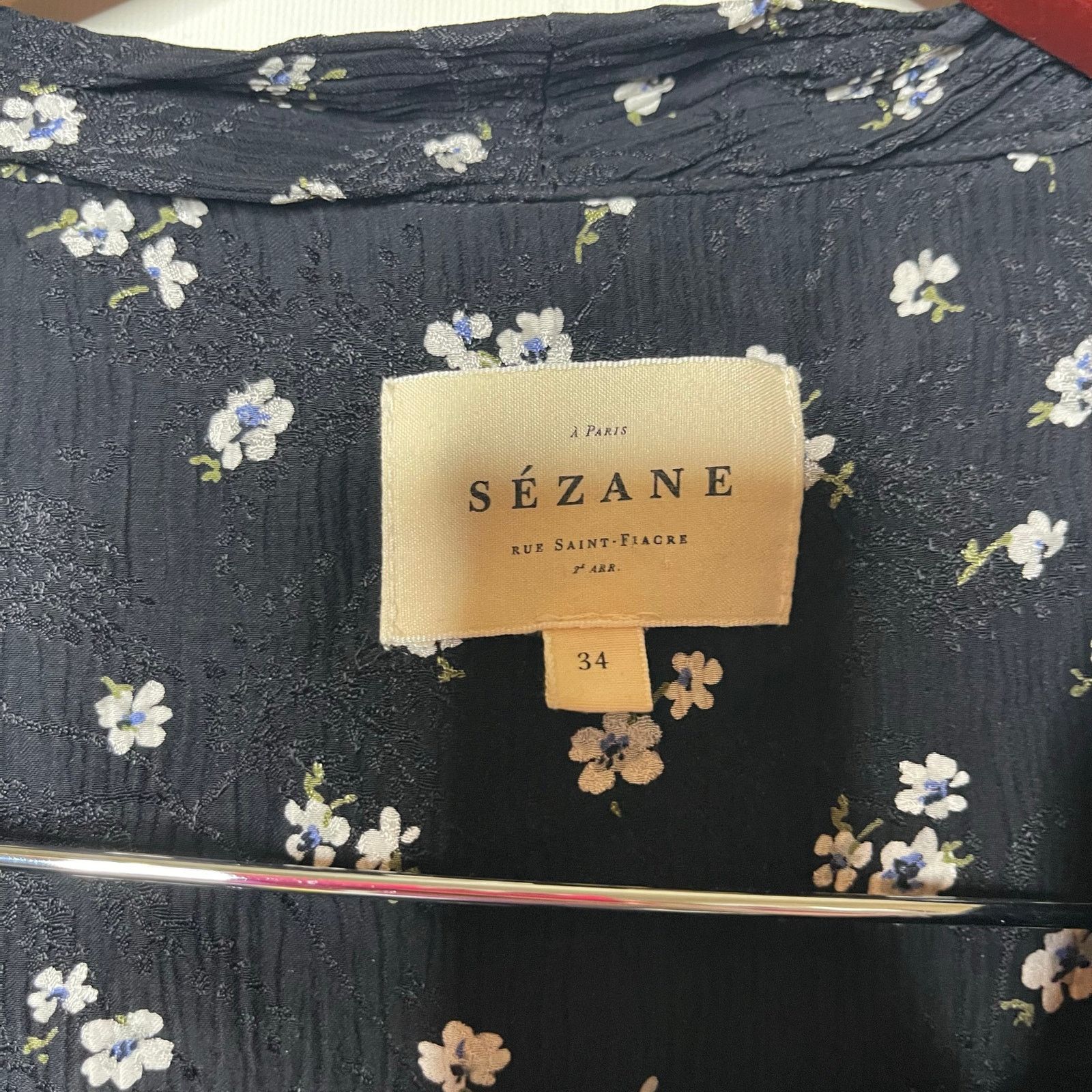Sezane Sezane ABÉLIA WRAP BLOUSE two toned jacquard Black Floral Size XS / US 0-2 / IT 36-38 - 3 Thumbnail