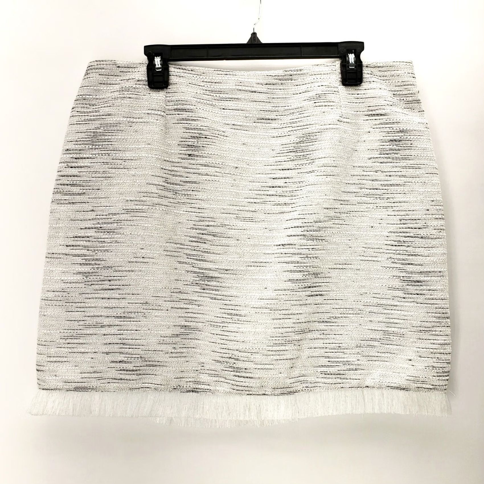 Laundry by Shelli Segal VINTAGE LAUNDRY BY SHELLI SEGAL Women's Skirt NWT Size 16 Tweed Knee Length Cream Pattern Striped All Seasons Womens Size 38" / US 16 / IT 52 - 2 Thumbnail