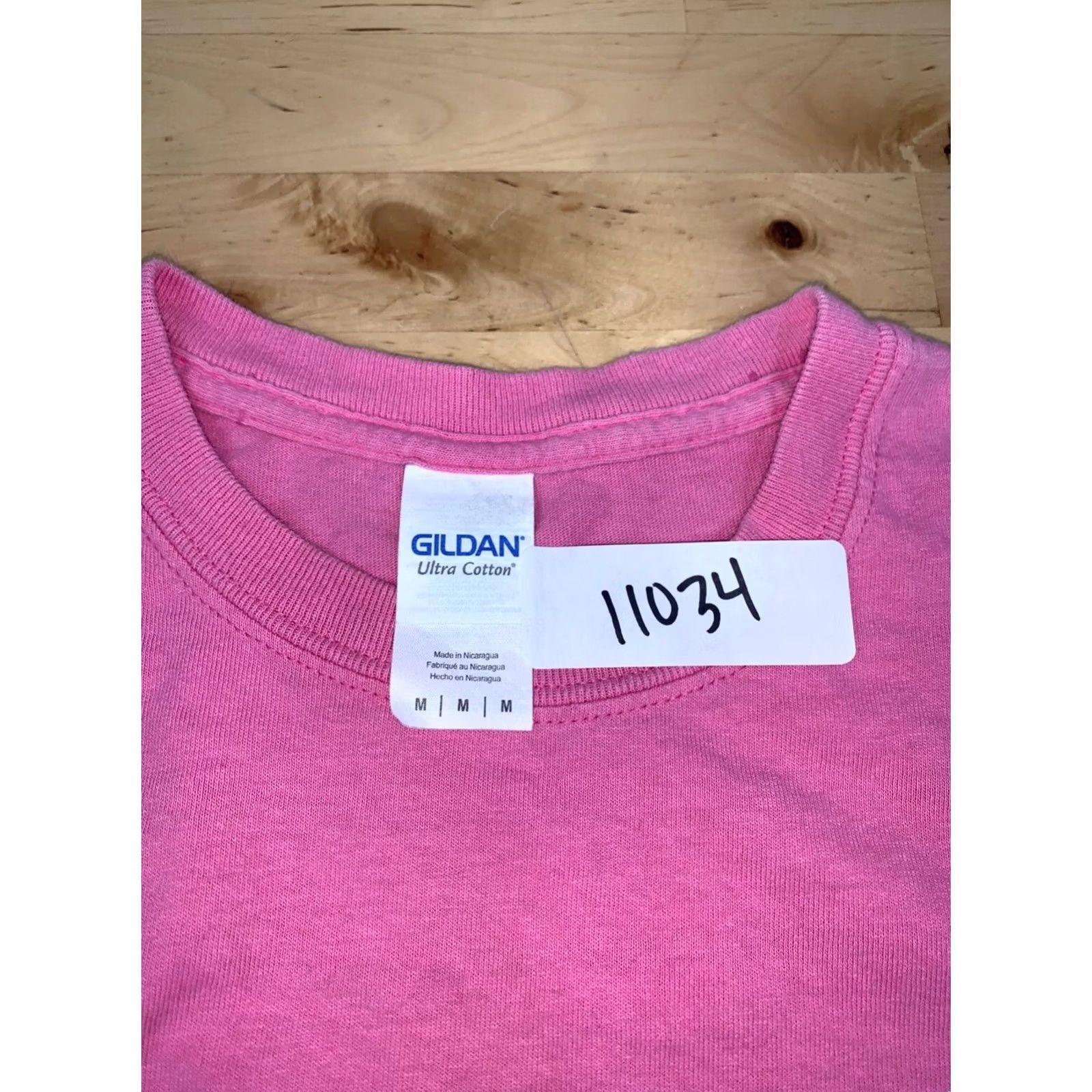 Gildan Miller Lite T Graphic Shirt Pink Womens M Crew Neck Short Sleeve Vintage Flag 11034 Size M / US 6-8 / IT 42-44 - 3 Thumbnail