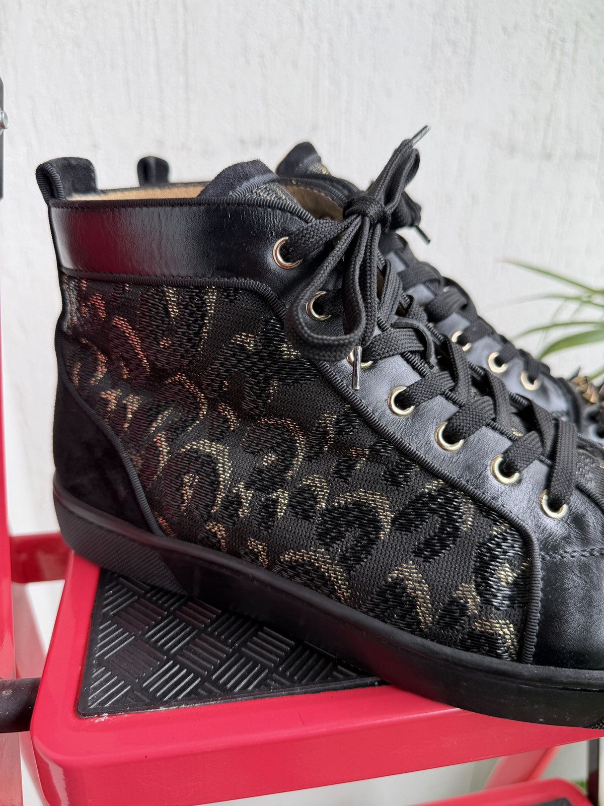 Christian Louboutin louis spike juniour sneakers Size US 9 / EU 42 - 11 Thumbnail