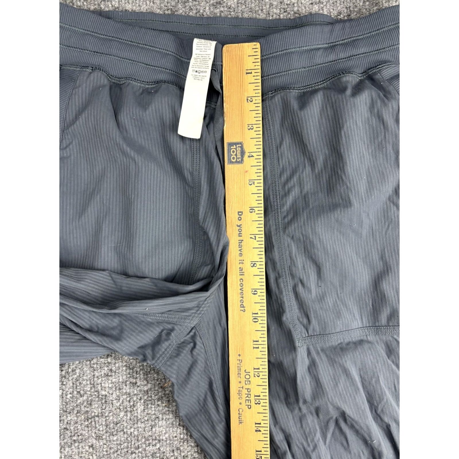 Lululemon Lululemon Cargo Pants Womens Medium Gray Ruched Drawstring Hem Nylon Joggers Size 32" / US 10 / IT 46 - 4 Thumbnail