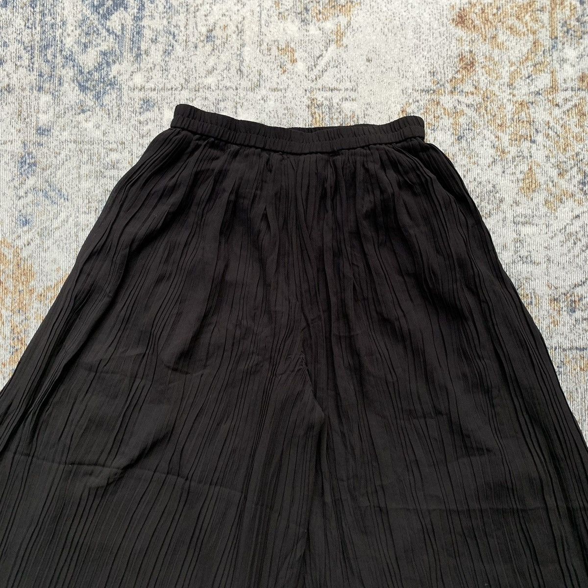 Japanese Brand Rare Japanese Brand Issey Style Uniqlo Pleats Wide Pants Size US 30 / EU 46 - 2 Thumbnail