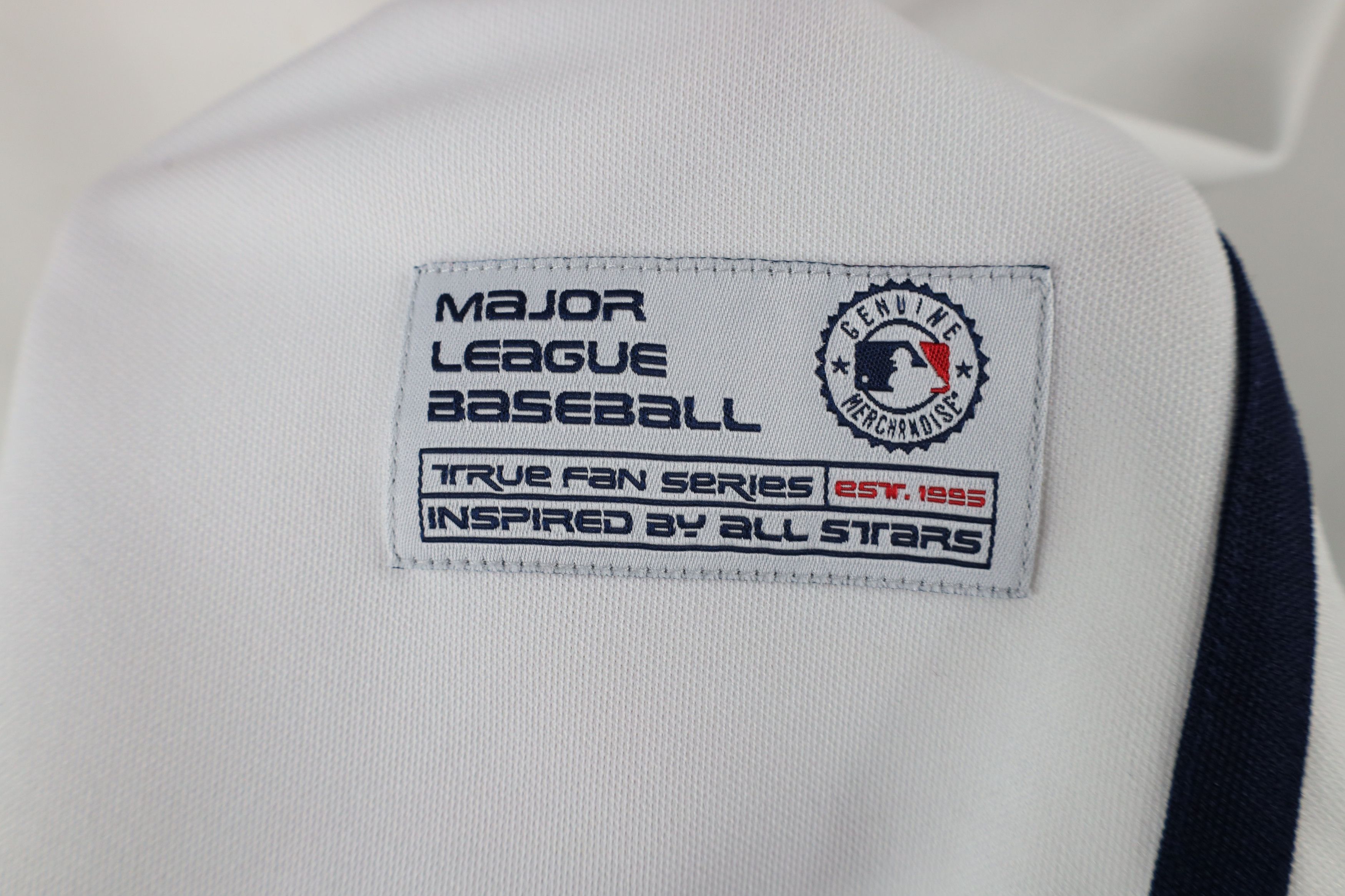 Vintage Vintage 90s Heavyweight Cleveland Indians Baseball Jersey Size US L / EU 52-54 / 3 - 4 Thumbnail