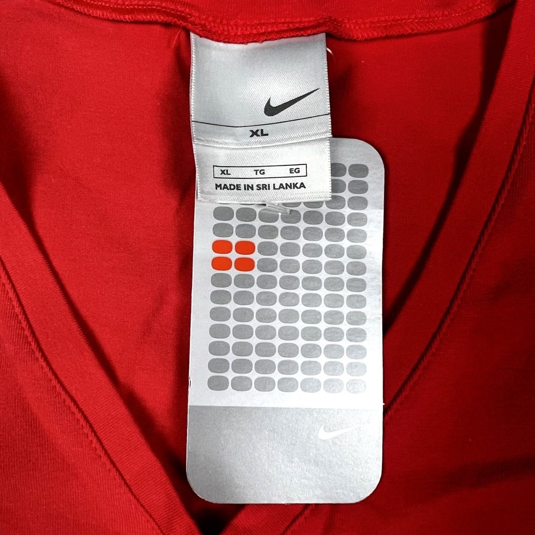 Nike VINTAGE Nike Orange Red Tank Top Swoosh Embroidered XS? Size XL / US 12-14 / IT 48-50 - 2 Thumbnail
