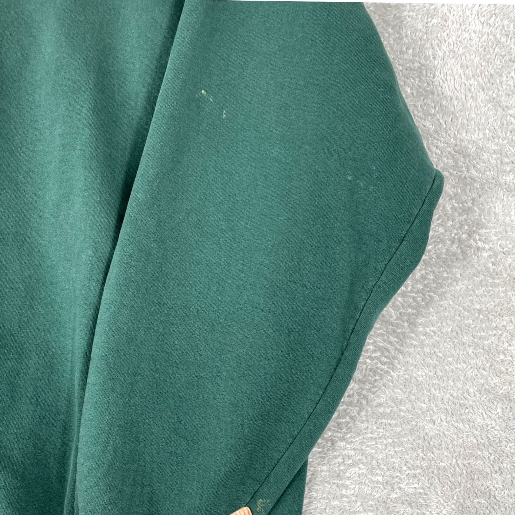 NFL VINTAGE Green Bay Packers Crewneck Sweatshirt Mens XL NFL Lee Sport Sweatshirt Crew Neck Green Football Distressed Cuffs Graphic Print USA Size US XL / EU 56 / 4 - 5 Thumbnail