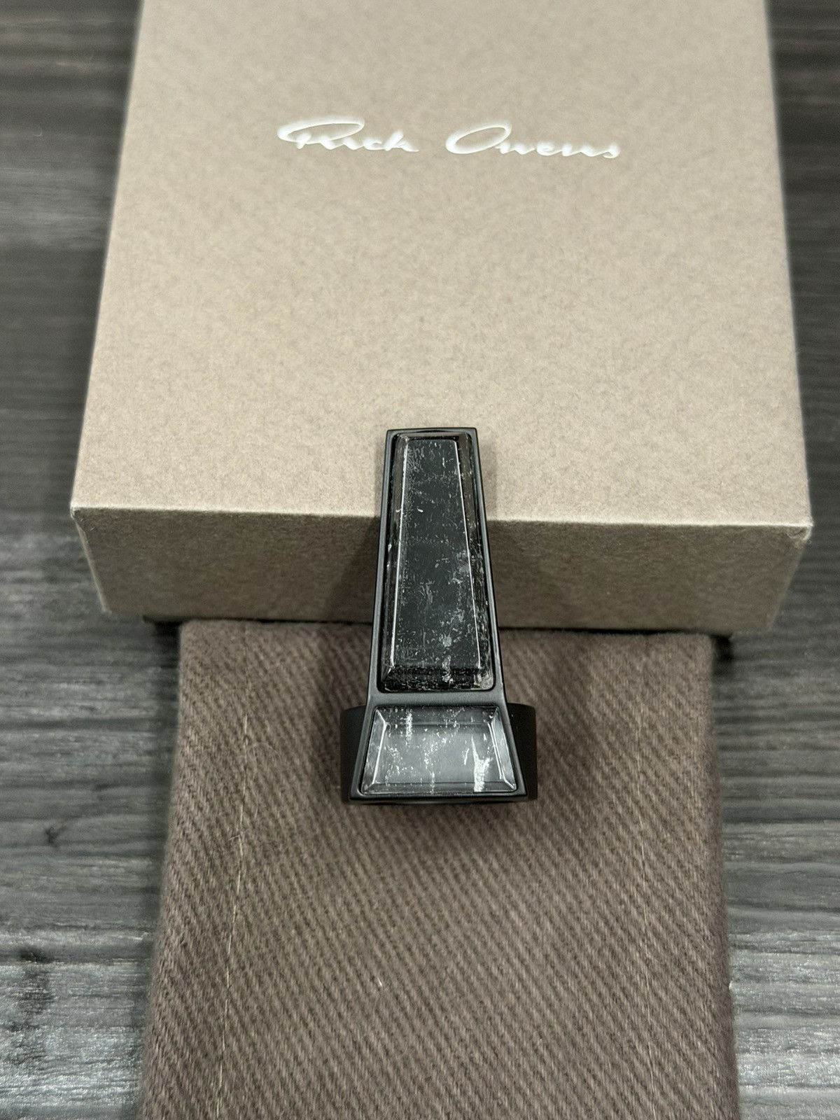 Rick Owens NEVER WORN/ RICK OWENS CRYSTAL TRUNK RING Size ONE SIZE - 1 Thumbnail