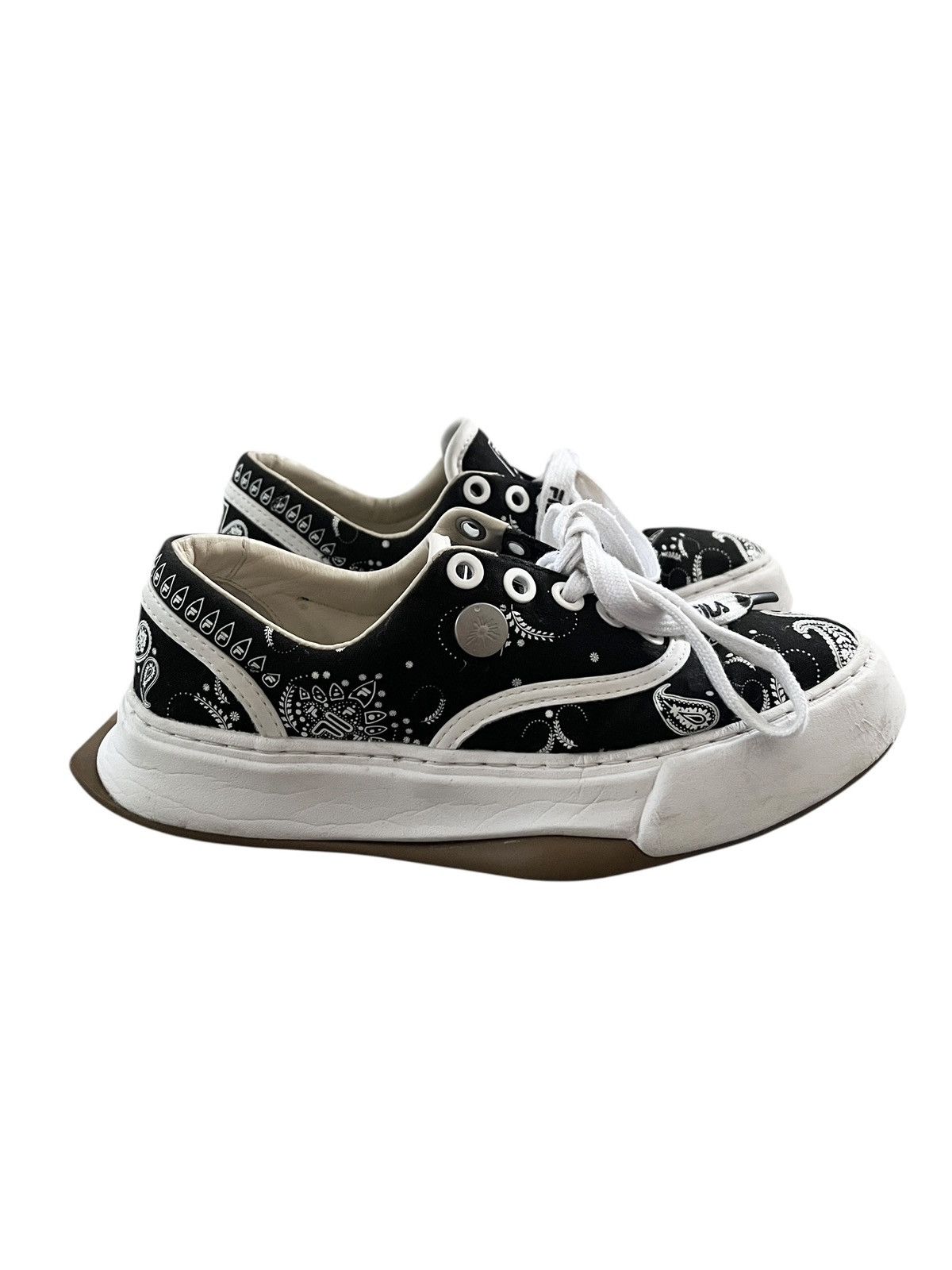 Fila × Maison MIHARA YASUHIRO Fila Fusion x Miharayasuhiro Paisley Sneakers Size US 7 / IT 37 - 3 Thumbnail