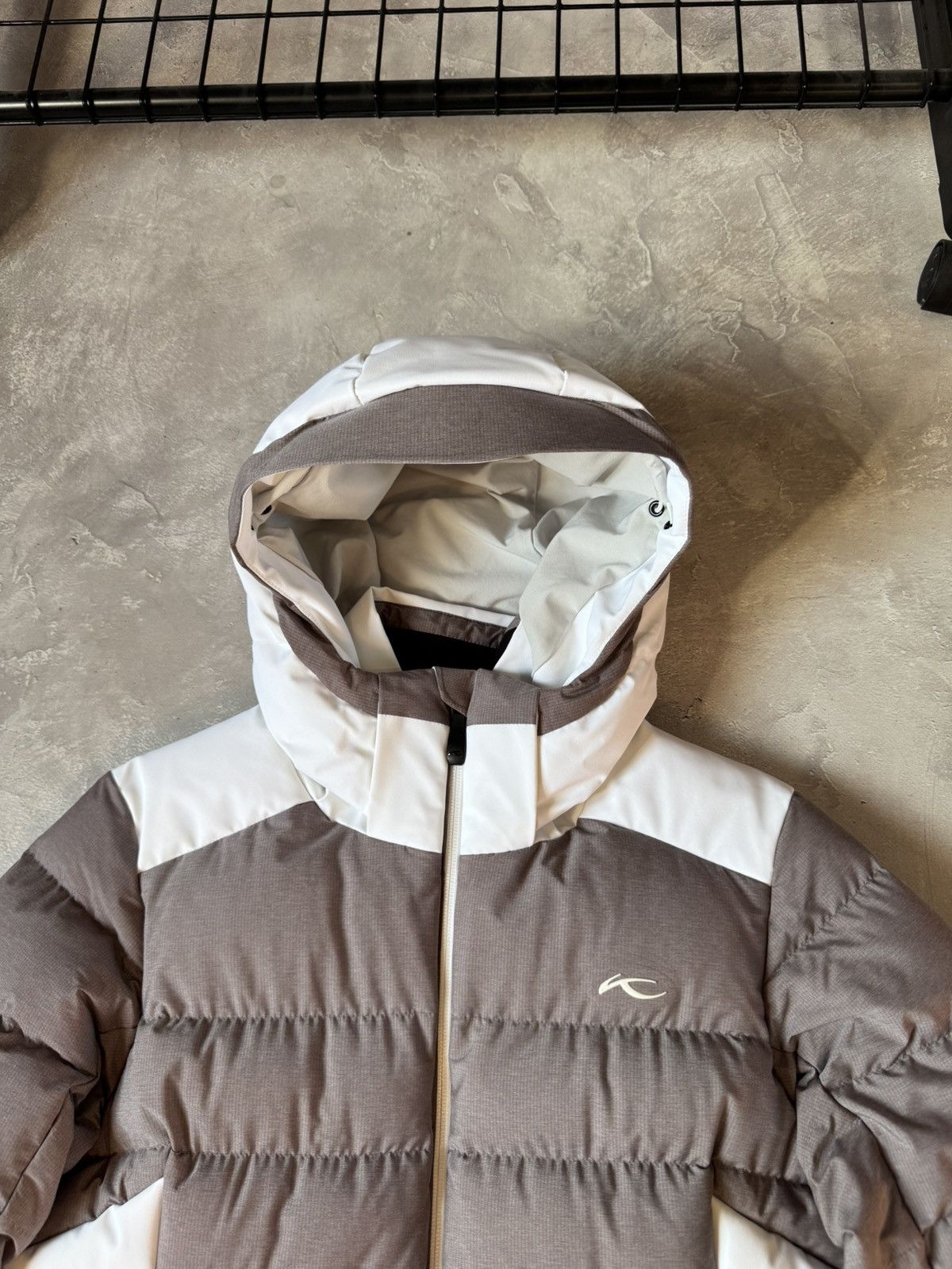 KJUS Kjus Woman's Snowscape Down Ski Jacket Size M / US 6-8 / IT 42-44 - 4 Thumbnail