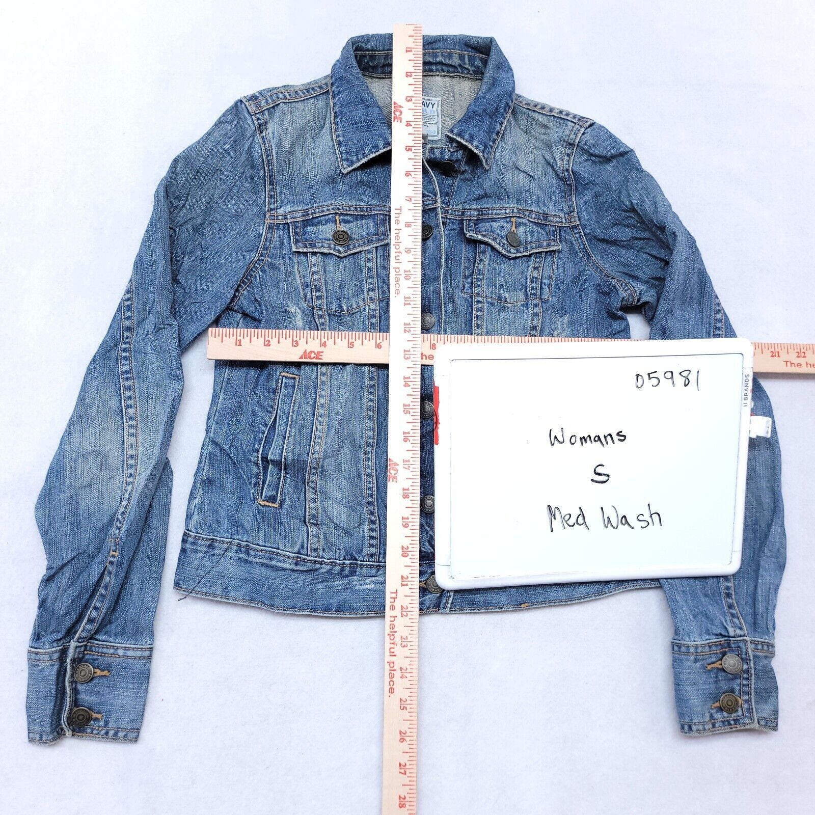 Old Navy Old Navy Casual Button Denim Jean Jacket Womens Size S Blue Size S / US 4 / IT 40 - 9 Thumbnail