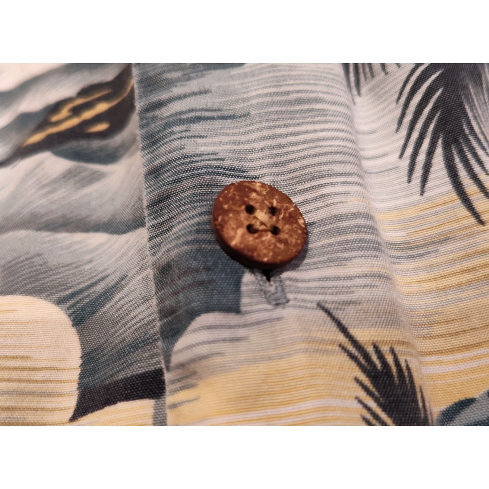 Tommy Bahama VINTAGE Tommy Bahama Shirt Men Large Rayon Short Sleeve Floral Print Pockets Tropical 90s Size US L / EU 52-54 / 3 - 5 Thumbnail
