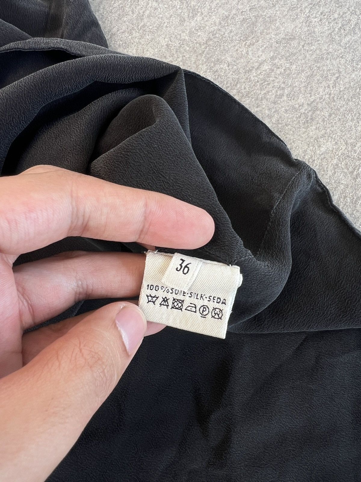 Hermes Rare Vintage Hermès Paris Black Silk Sleeveless Top – France Size S / US 4 / IT 40 - 6 Thumbnail