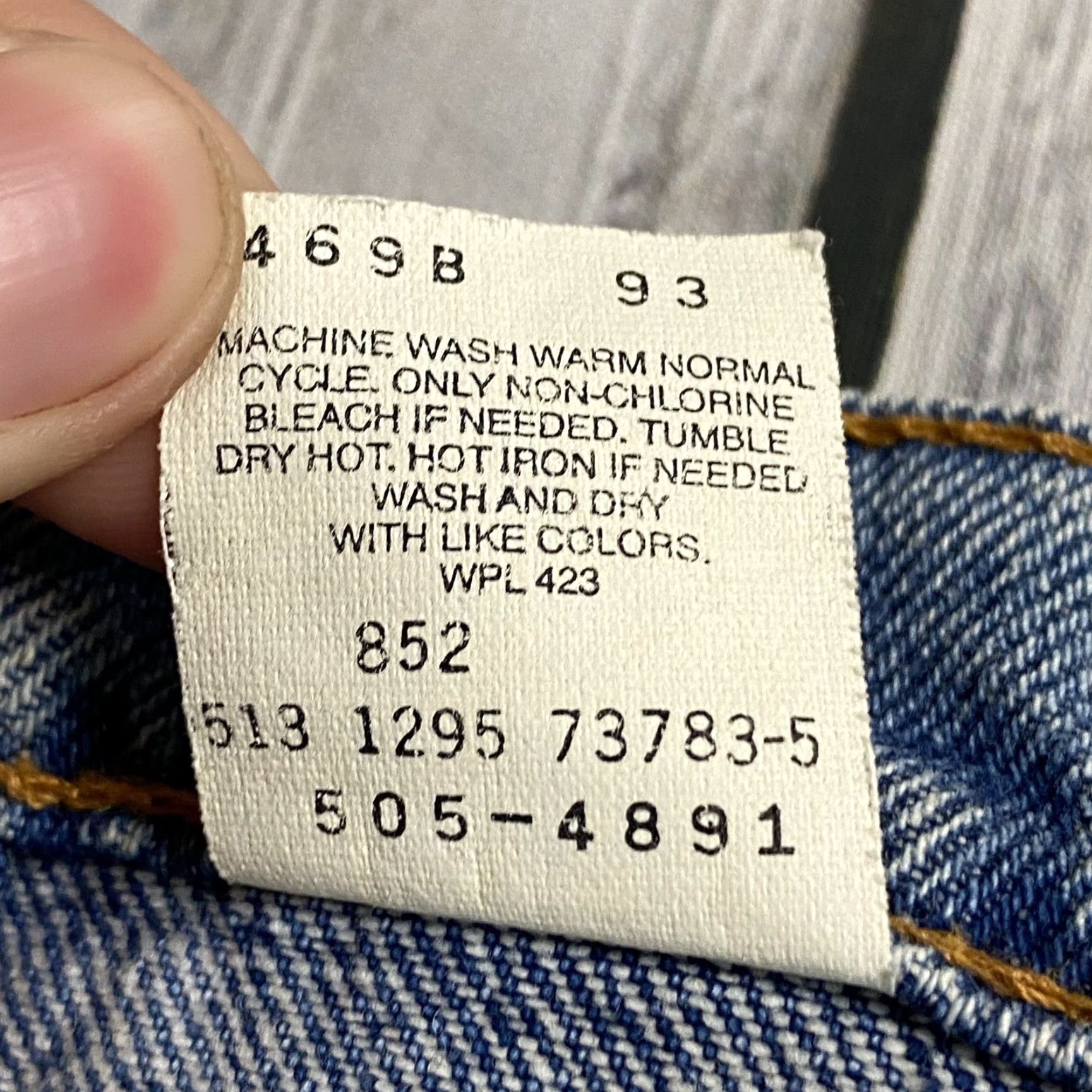 Levi's VINTAGE Levi's 505 Regular Fit Denim Jeans 36X30 Blue Mid Rise Made in USA Mens Size US 36 / EU 52 - 5 Thumbnail