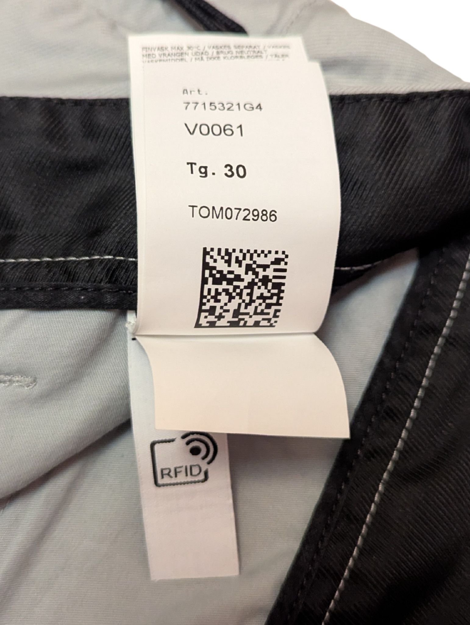 Stone Island Stone Island cargo pants in light grey, Type RE-T fit. Size US 30 / EU 46 - 18 Thumbnail