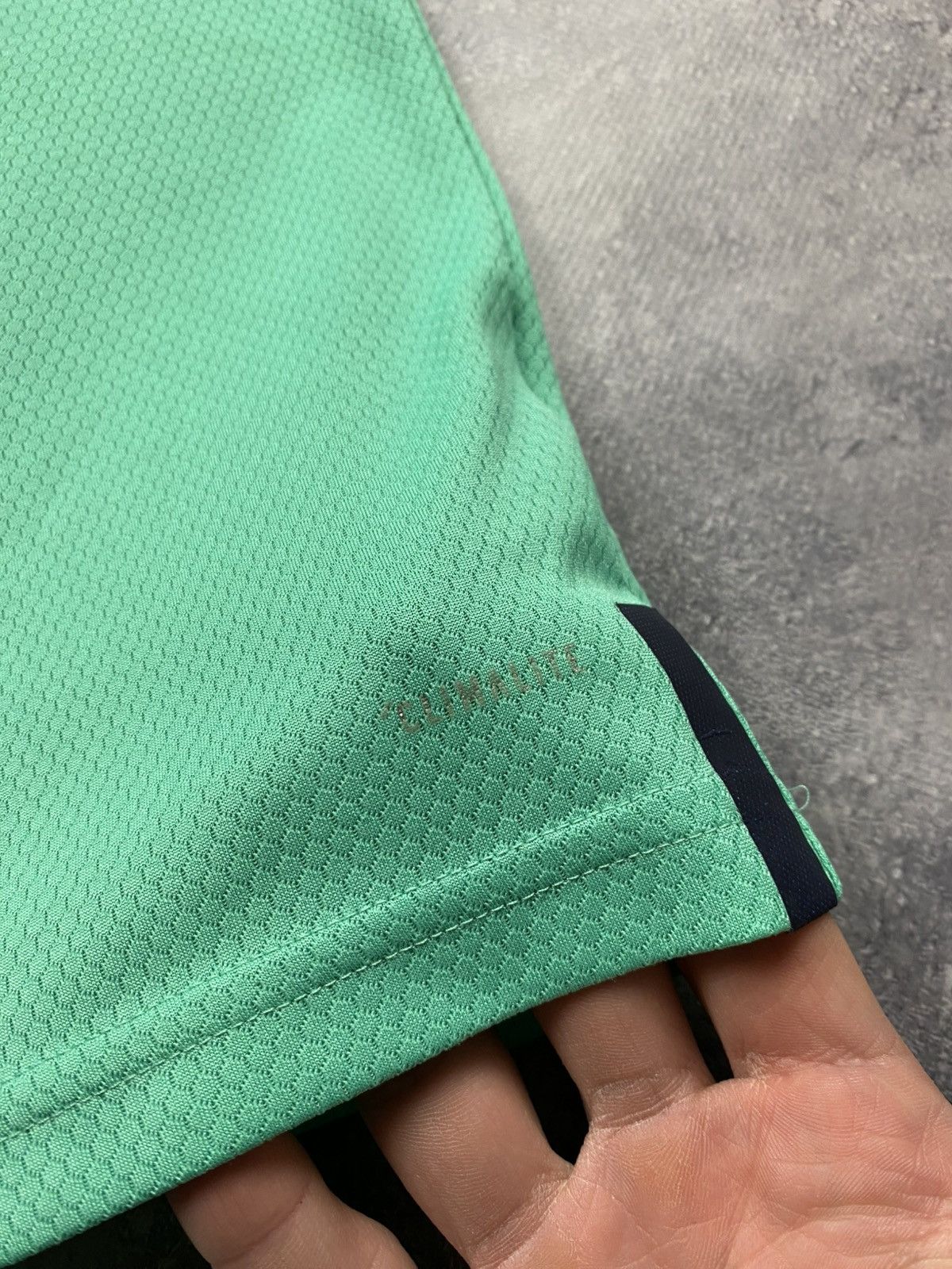 Adidas Adidas Real Madrid 2019-20 Home Football Shirt Soccer Jersey Size US XS / EU 42 / 0 - 10 Thumbnail