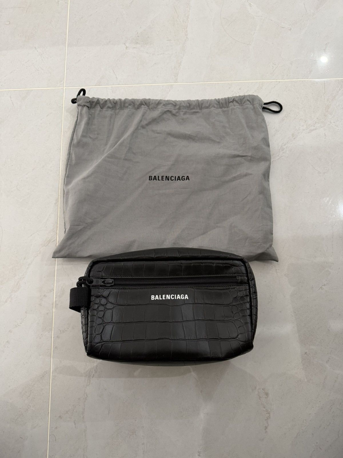 Balenciaga Balenciaga Leather Logo Croc Wash / Toilet Bag Size ONE SIZE - 1 Thumbnail