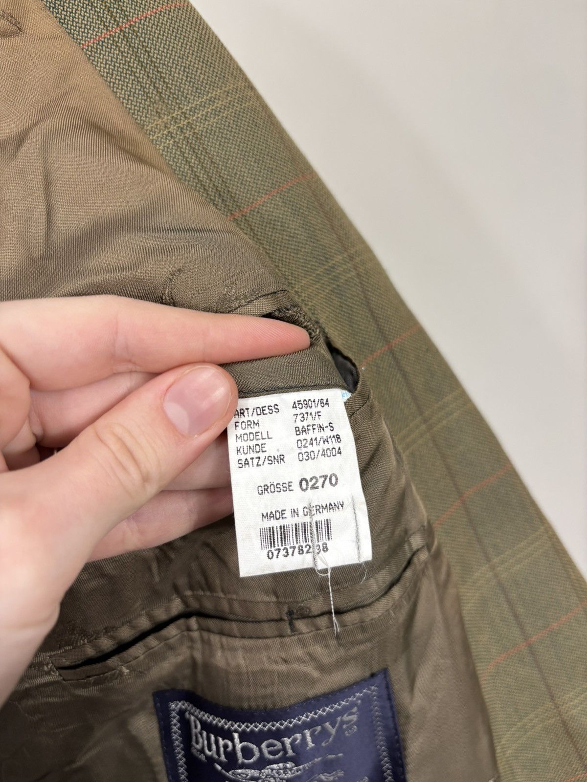 Burberry Vintage Burberry Prince Of Wales Check Wool Blazer Jacket Size 46R - 12 Thumbnail