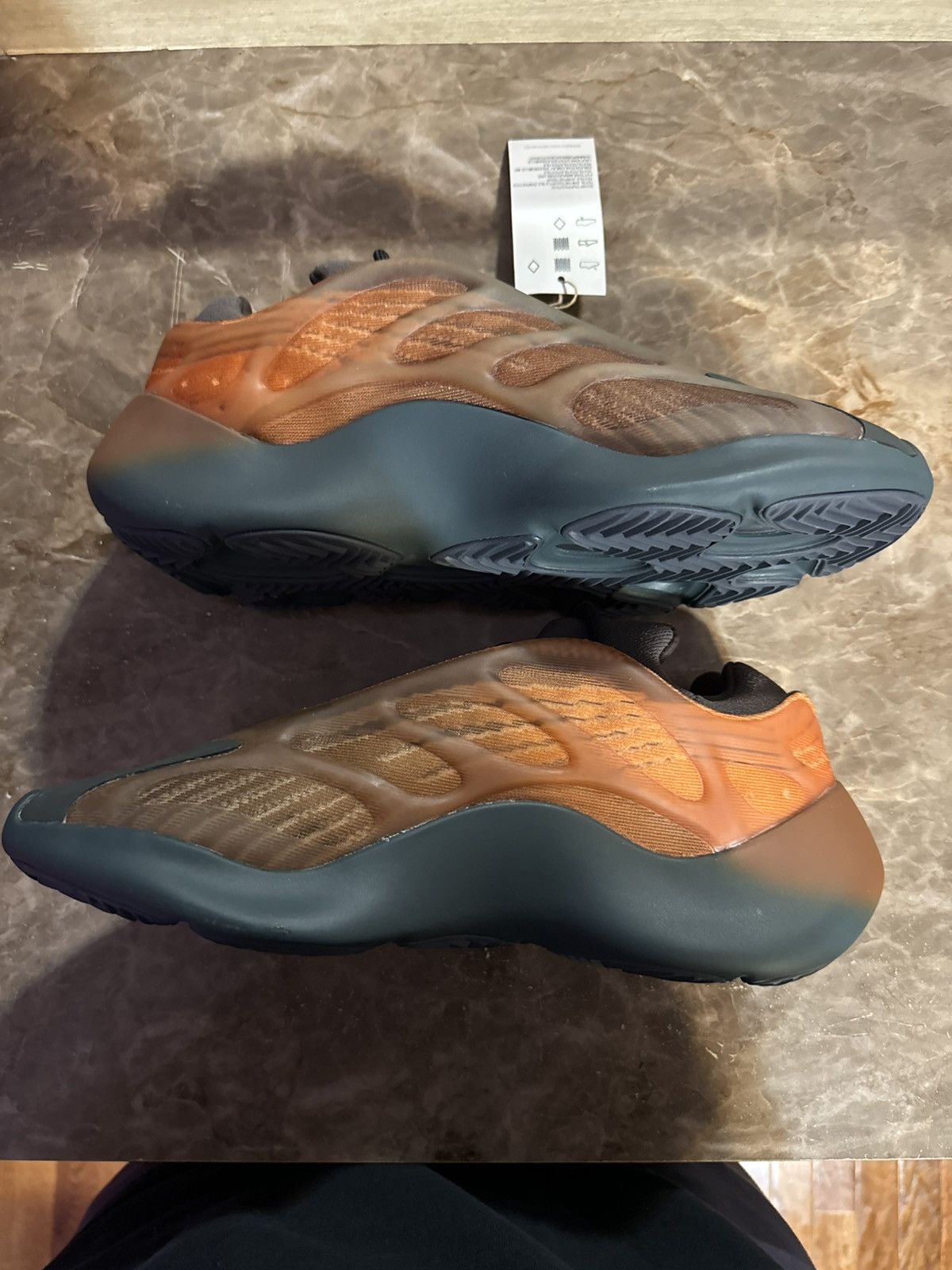 Yeezy Size 9.5M -adidas Yeezy 700 V3 Copper Fade Size US 9.5 / EU 42-43 - 5 Thumbnail
