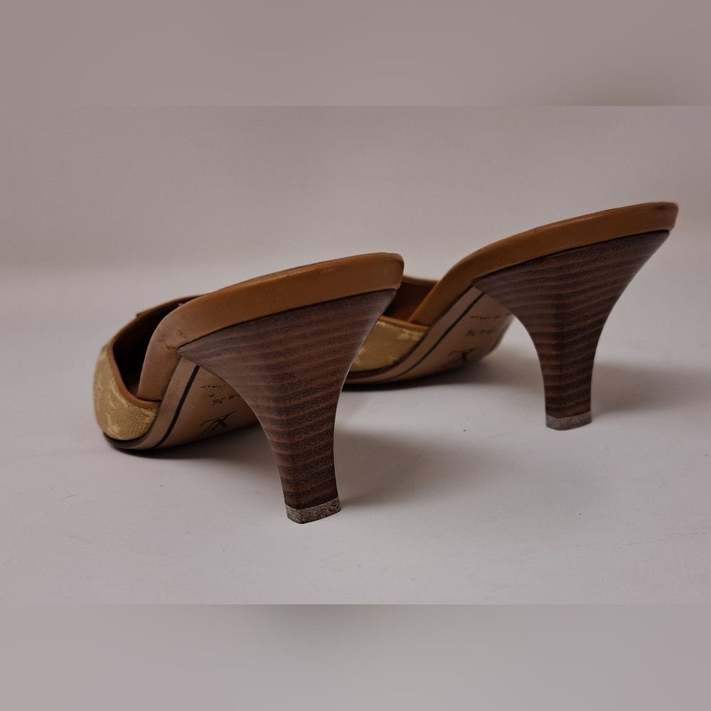 Louis Vuitton Louis Vuitton Women's Squared Toe Monogram Brown Pumps Size US 4.5 / IT 34.5 - 5 Thumbnail