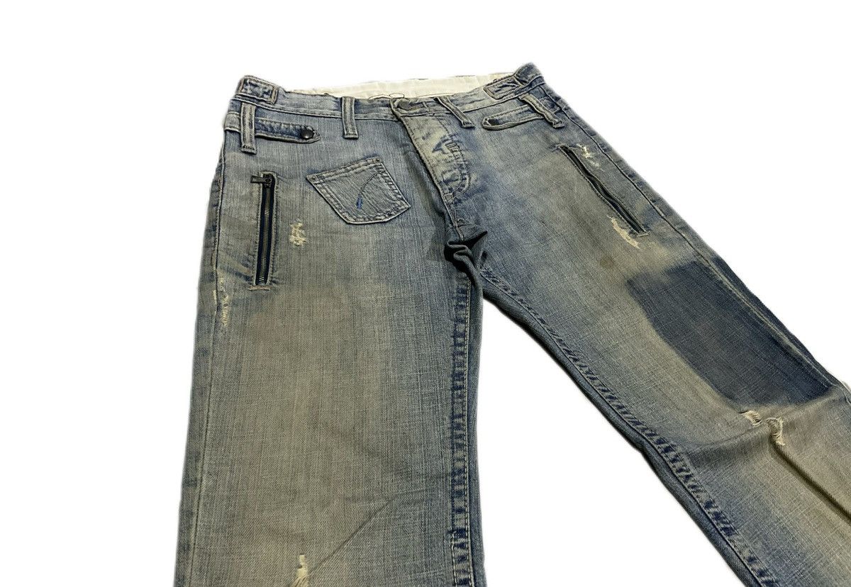 Japanese Brand × Neil Barrett 🔥Archived Neil Barret Distressed Denim Zipper Multi Pockets Size US 32 / EU 48 - 2 Thumbnail