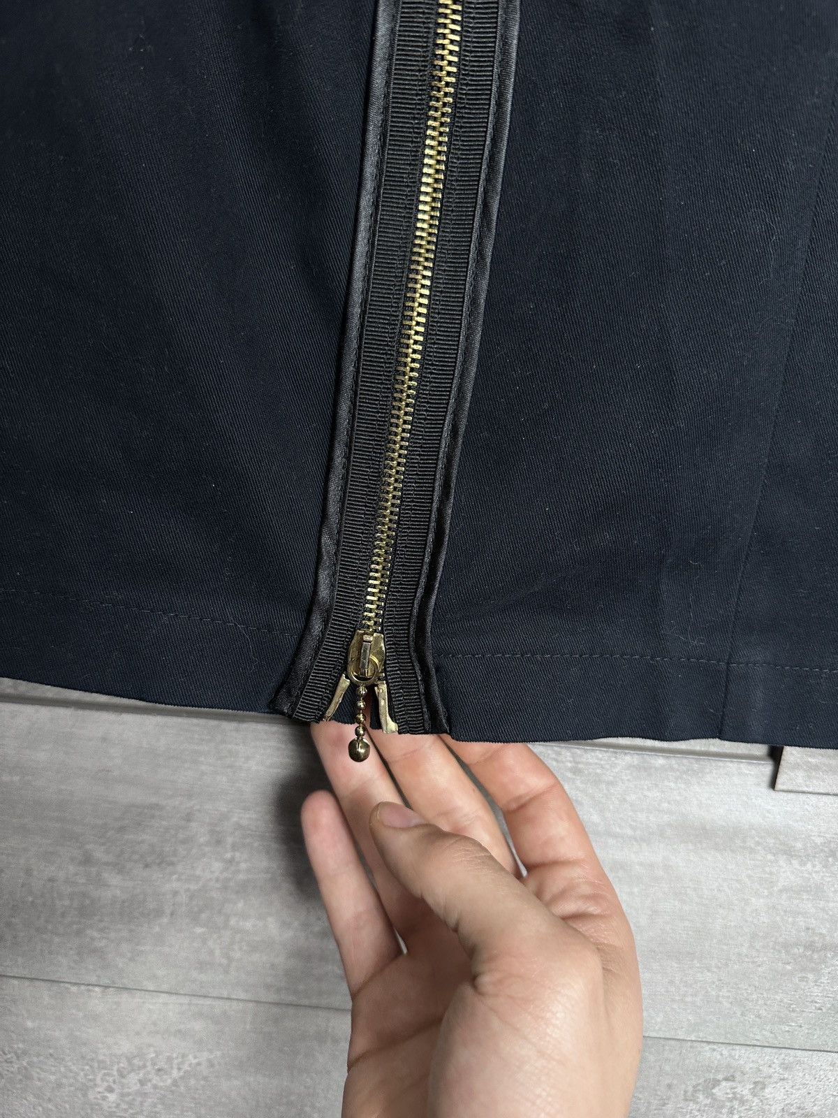 Alexander McQueen Alexander McQueen MCQ Midi Skird Avantgarde Archive Designer Size 28" / US 6 / IT 42 - 3 Thumbnail