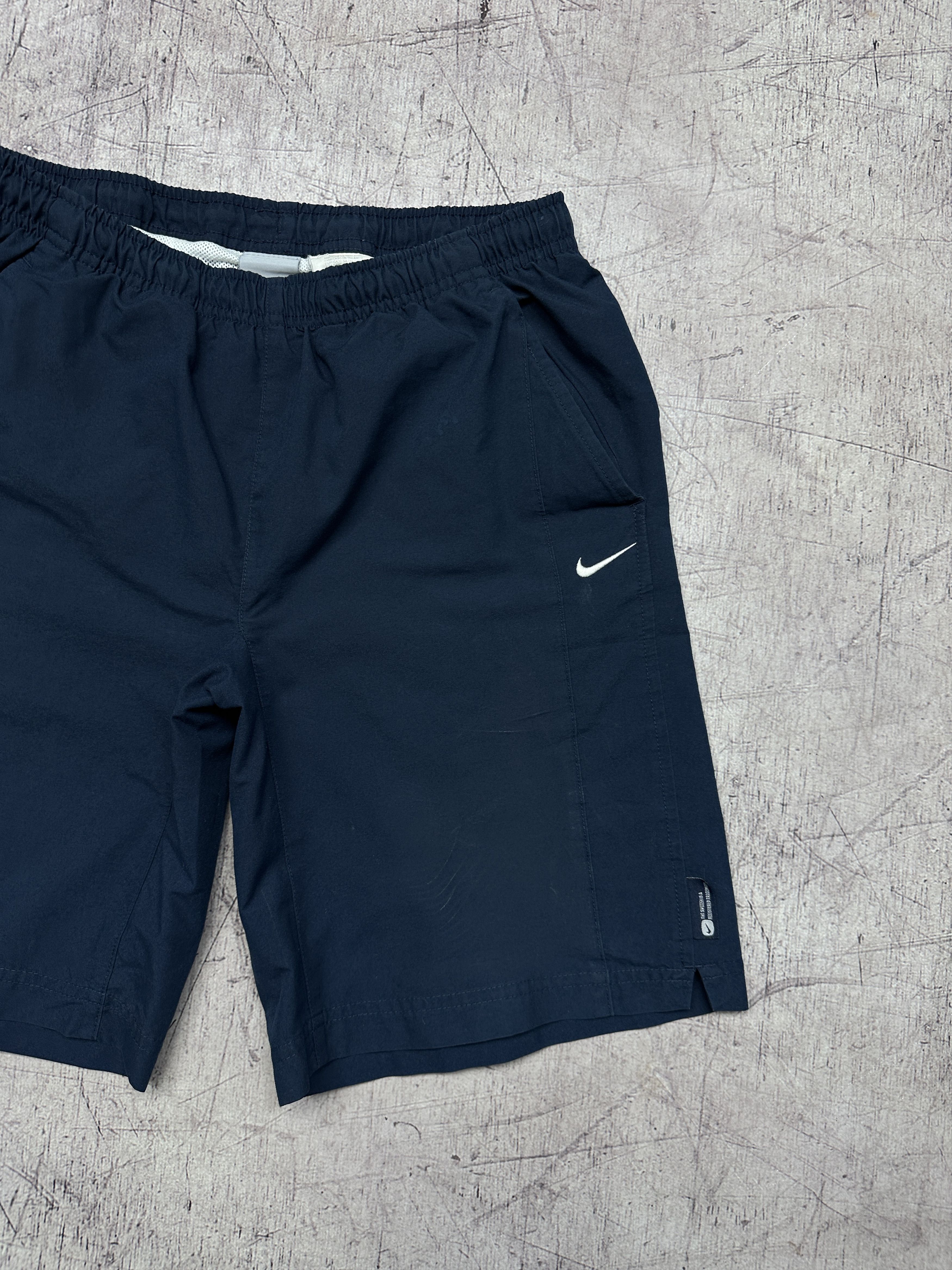 Nike Nike Vintage Mens Nylon Shorts Size US 28 / EU 44 - 2 Thumbnail
