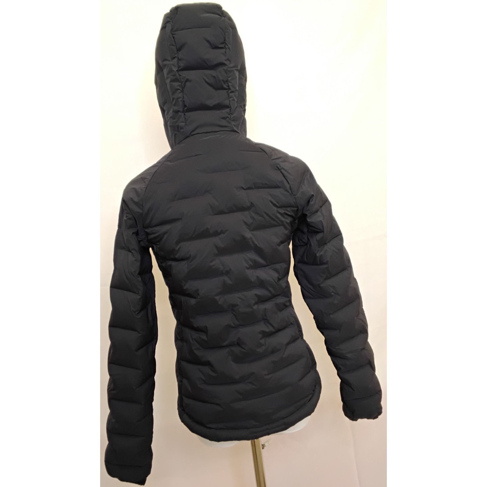 Mountain Hardwear Mountain Hardwear Down Jacket Women's XS Black Hooded Size XS / US 0-2 / IT 36-38 - 3 Thumbnail