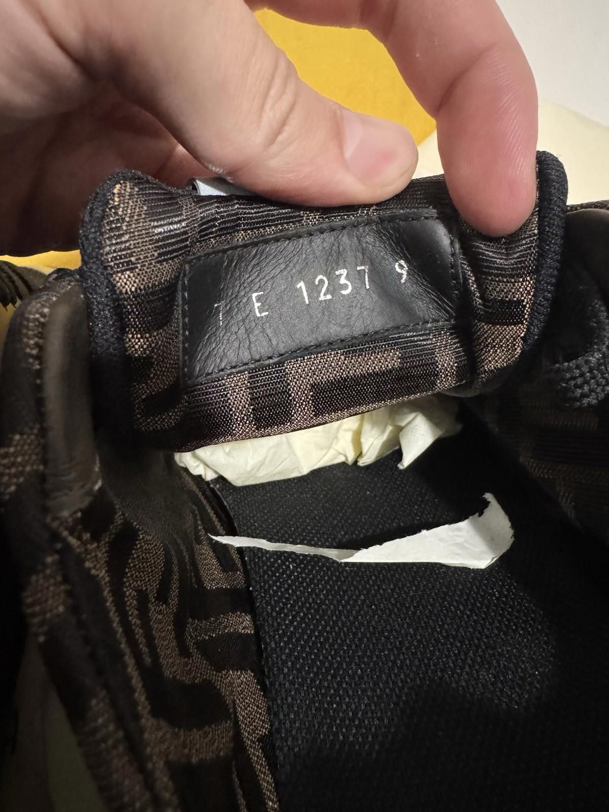 Fendi Fendi FF Logo Maglia Runner Sneakers Black/Grey SZ 9 Size US 9 / EU 42 - 6 Thumbnail