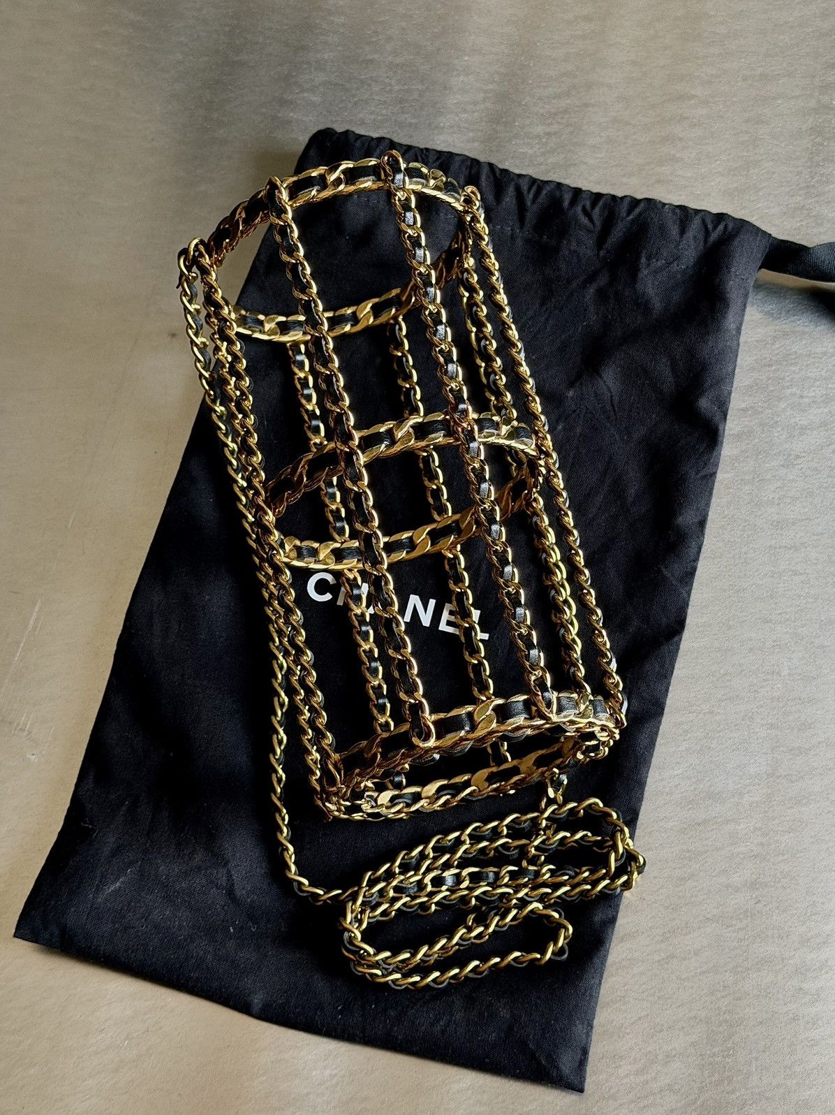 Chanel Chanel - Karl Lagerfeld - 1994 - Chain Link Bottle Holder Size ONE SIZE - 2 Thumbnail