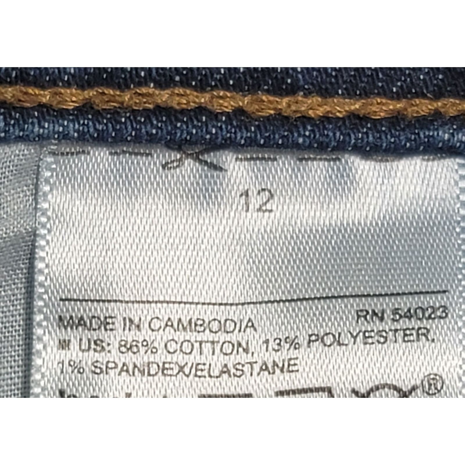 Old Navy Old Navy Blue Bootcut Jeans 12 Lightweight Stretch Soft Size 34" / US 12 / IT 48 - 5 Thumbnail
