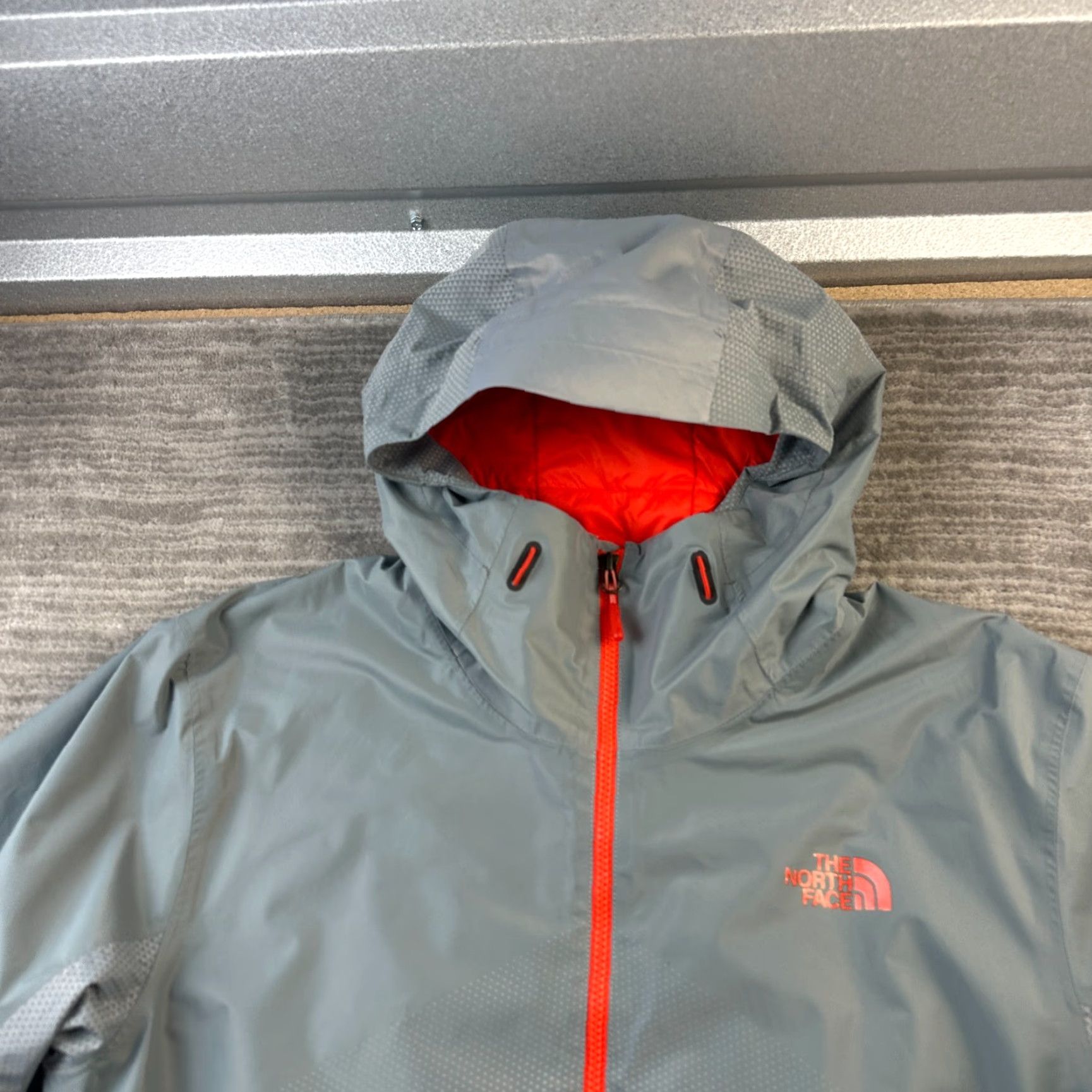The North Face The North Face Jacket Mens XL Gray Fuseform Dot Matrix Insulated Hyvent Parka Size US XL / EU 56 / 4 - 3 Thumbnail