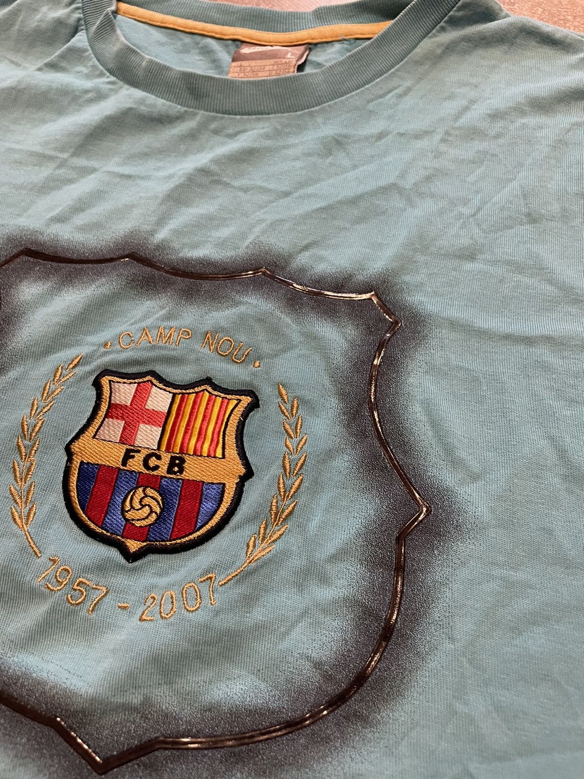 Nike × Vintage Vintage Nike F.C Barcelona T-Shirt Size US L / EU 52-54 / 3 - 5 Thumbnail