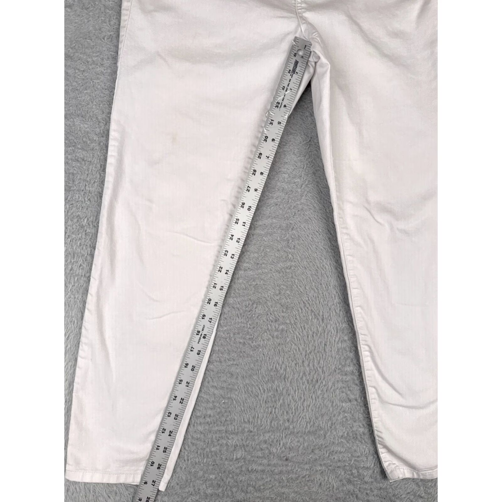 Levi's VINTAGE Levi's Premium Jeans Womens White Medium Wash 27x29 Wedgie High Rise Levi's Wedgie Fit 90s Retro Jeans Womens Size 27" / US 4 / IT 40 - 7 Thumbnail