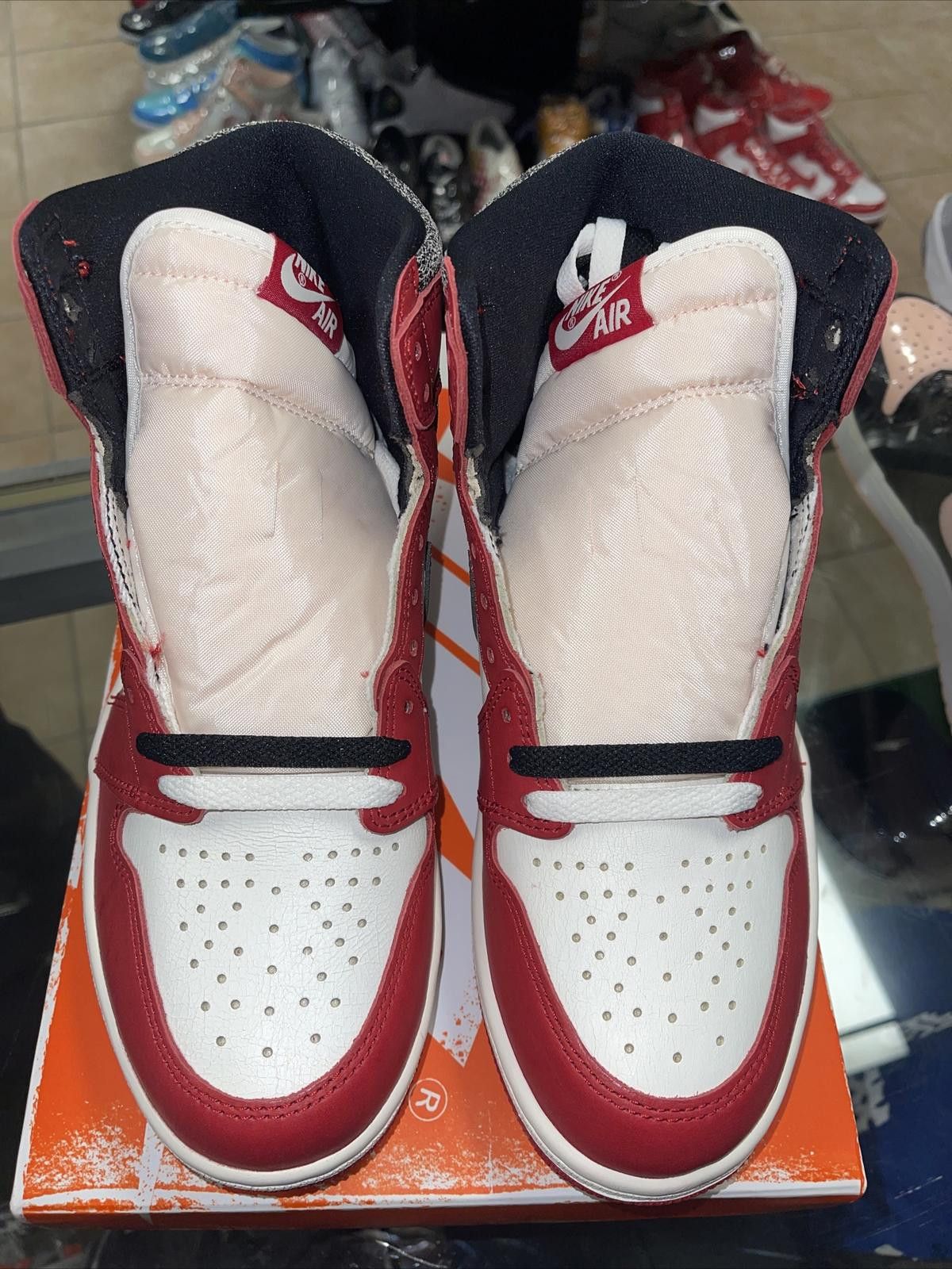 Jordan Brand Air Jordan 1 Retro High Lost and Found Size 7.5 DZ5485-612 Size US 7.5 / EU 40-41 - 2 Thumbnail