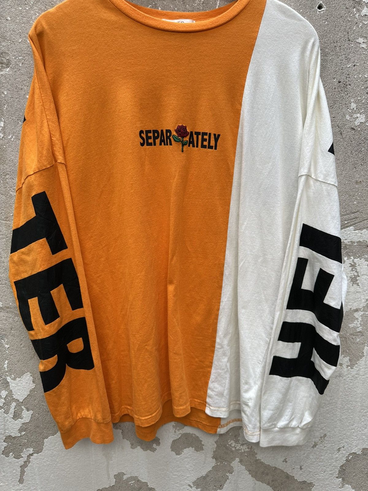 In The Attic Authentic A.T.C x Helter Skelter LS Tshirt Size US L / EU 52-54 / 3 - 4 Thumbnail