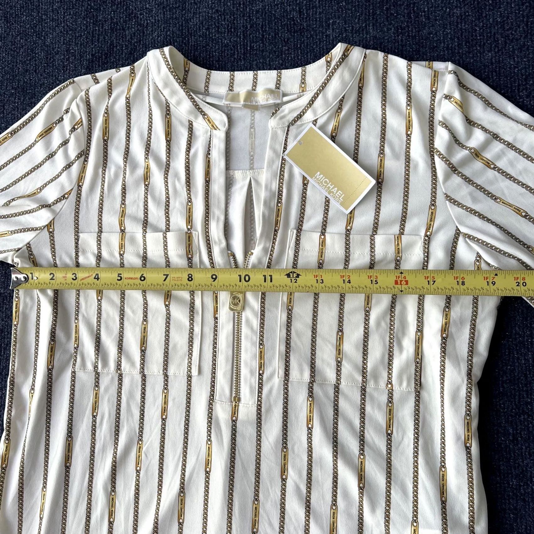Michael Kors Michael Kors Shirt Womens Large Bone Gold Chain Print Half Zip OH1S4S8AN Size L / US 10 / IT 46 - 7 Thumbnail