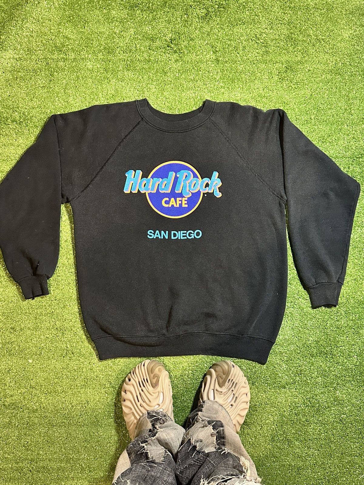 Band Tees × Vintage Vintage 90s Hard Rock Cafe Crewneck Size US L / EU 52-54 / 3 - 1 Thumbnail
