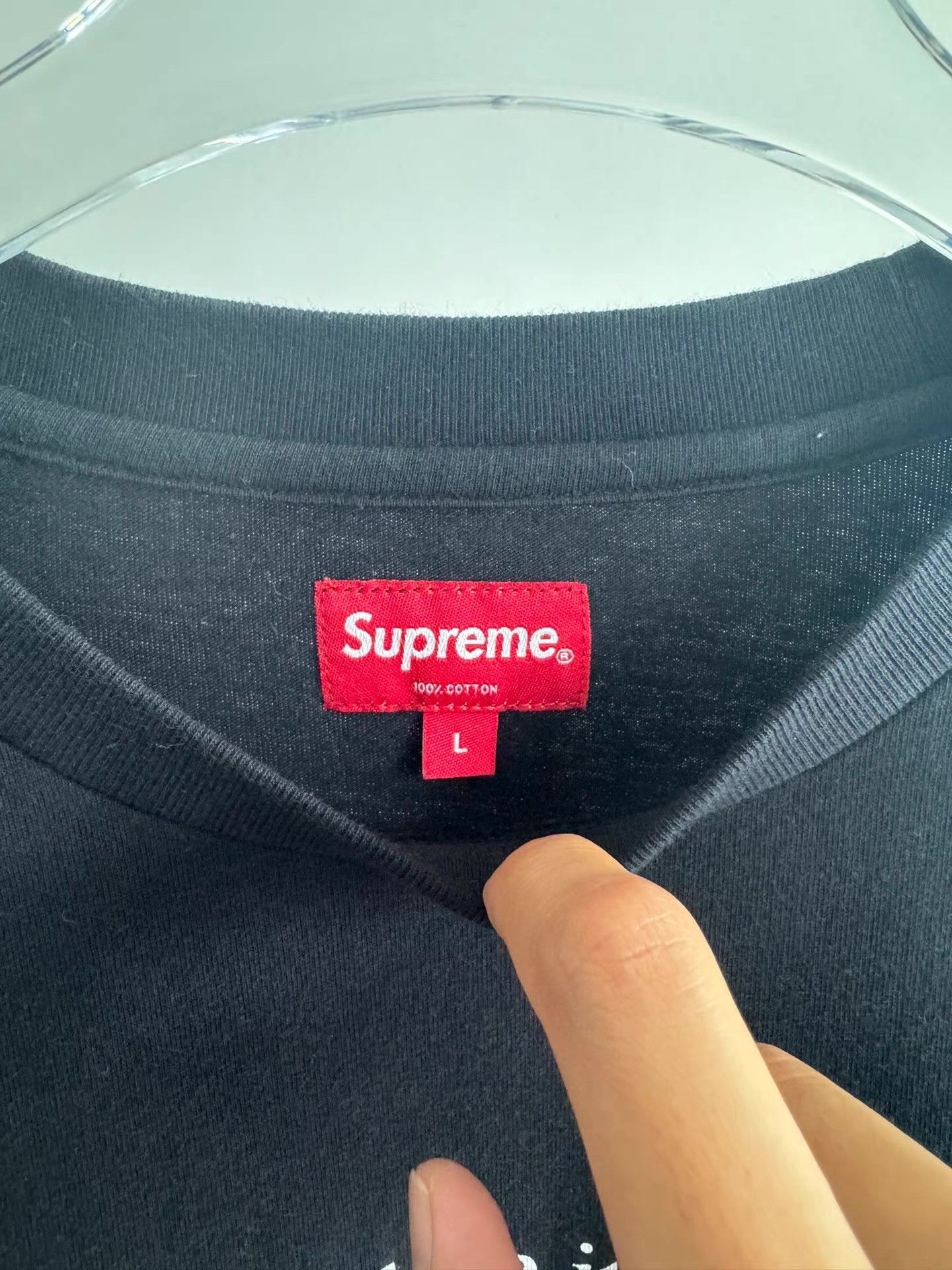Supreme Supreme flocked short-sleeve tee Q17 Size US L / EU 52-54 / 3 - 5 Thumbnail
