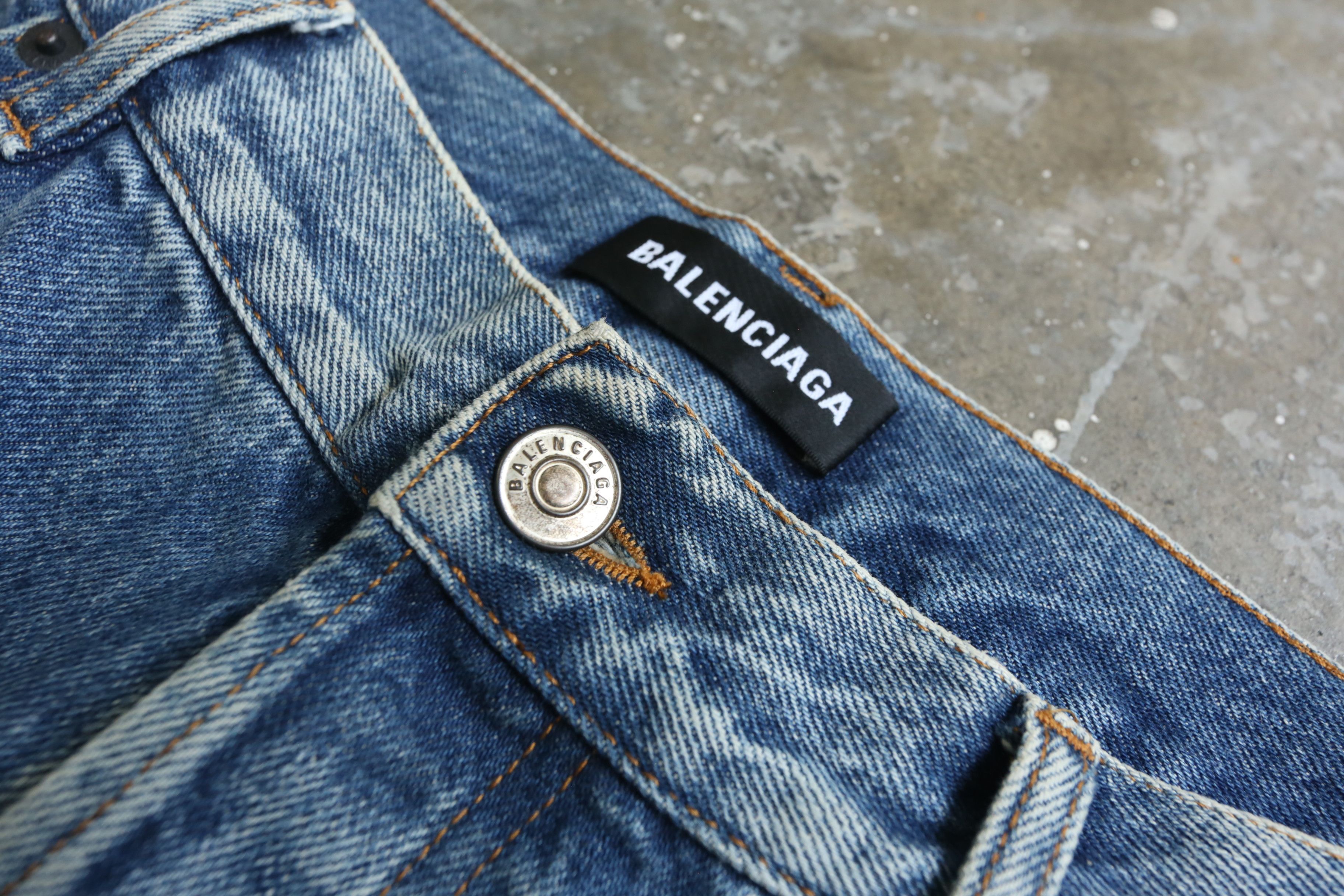 Balenciaga Balenciaga - SAMPLE - Resort 2019 - Flared Denim Jean Size US 30 / EU 46 - 5 Thumbnail
