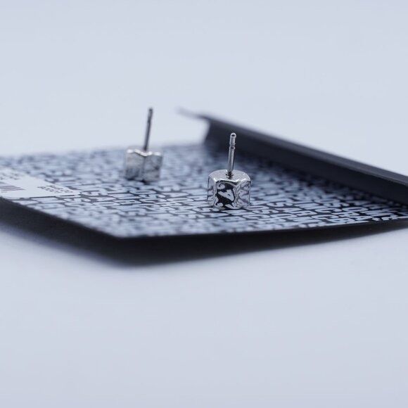 Marc Jacobs New Marc Jacobs M3PE 639 Earrings, Lowest price! Size ONE SIZE - 7 Thumbnail