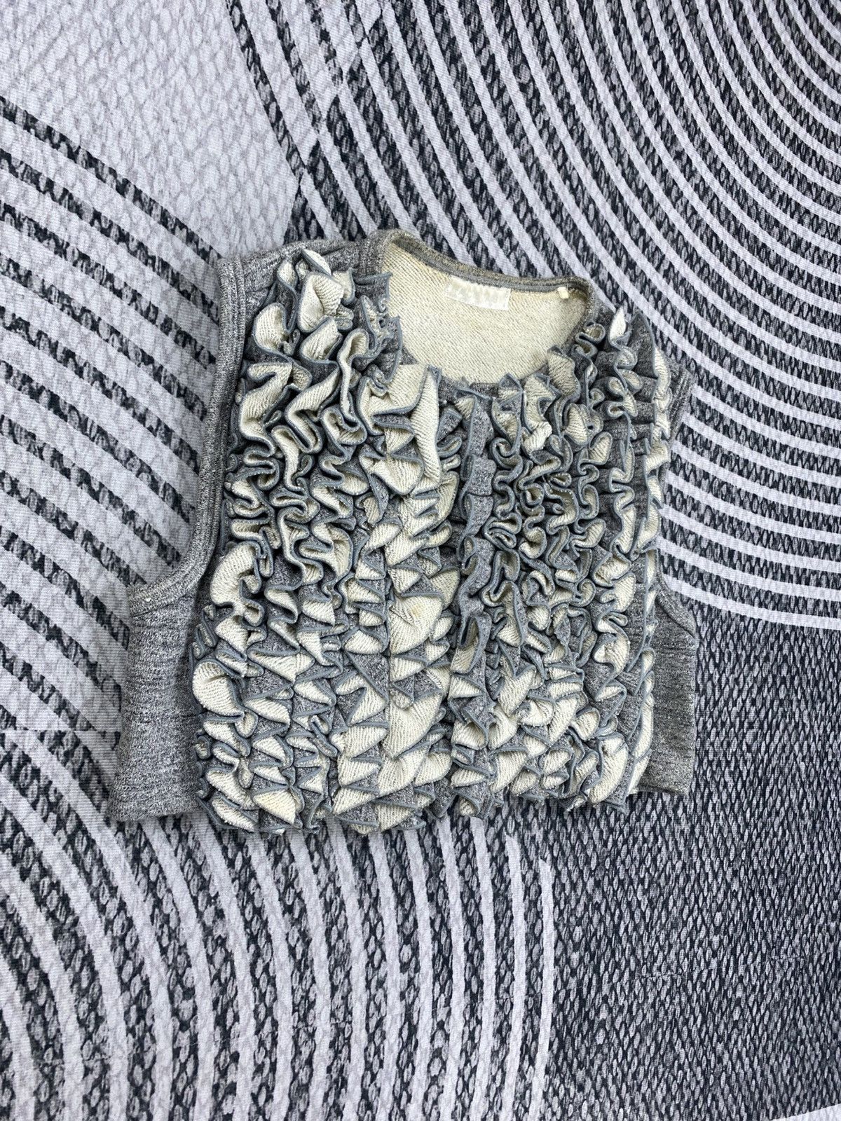 Facetasm Vintage Facetasm Ruffle Style Zipper Cropped Vest Size S / US 4 / IT 40 - 5 Thumbnail